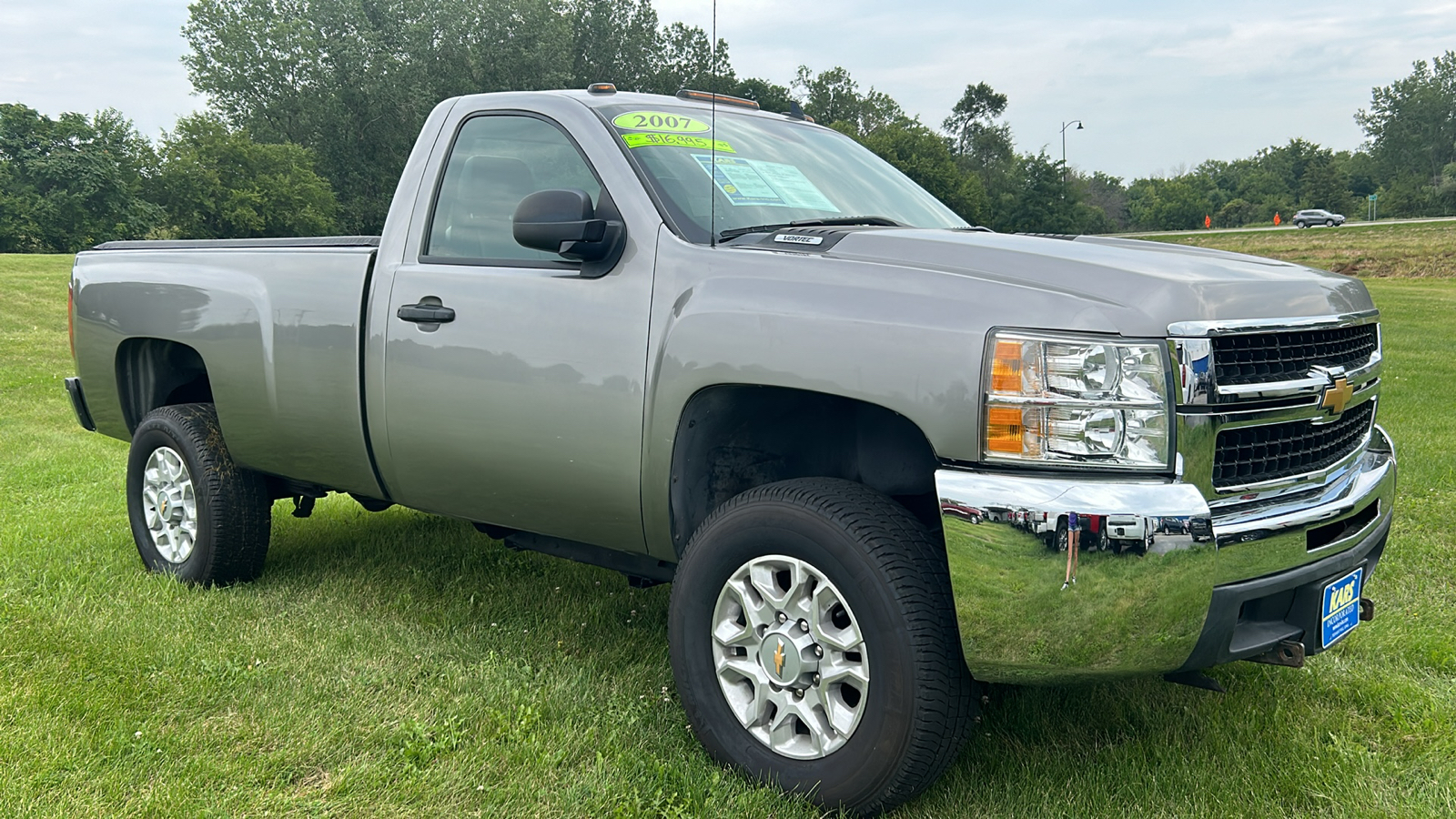 2007 Chevrolet Silverado 2500HD HEAVY DUTY 4WD Regular Cab 4