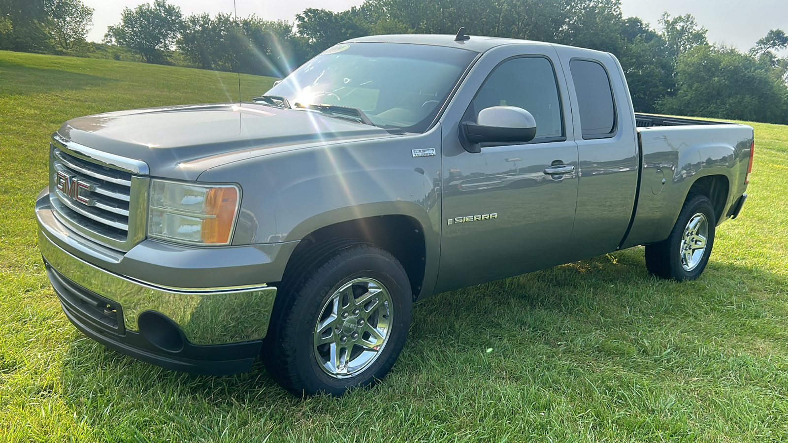 2009 GMC Sierra 1500 1500 SLE 4WD Extended Cab 2