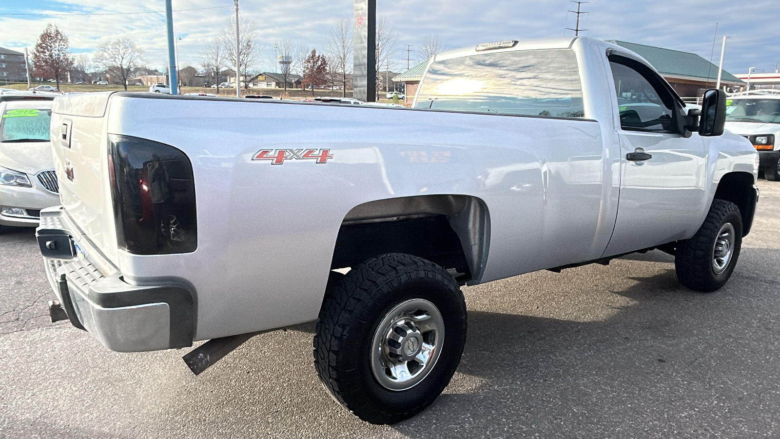 2010 Chevrolet Silverado 3500  6