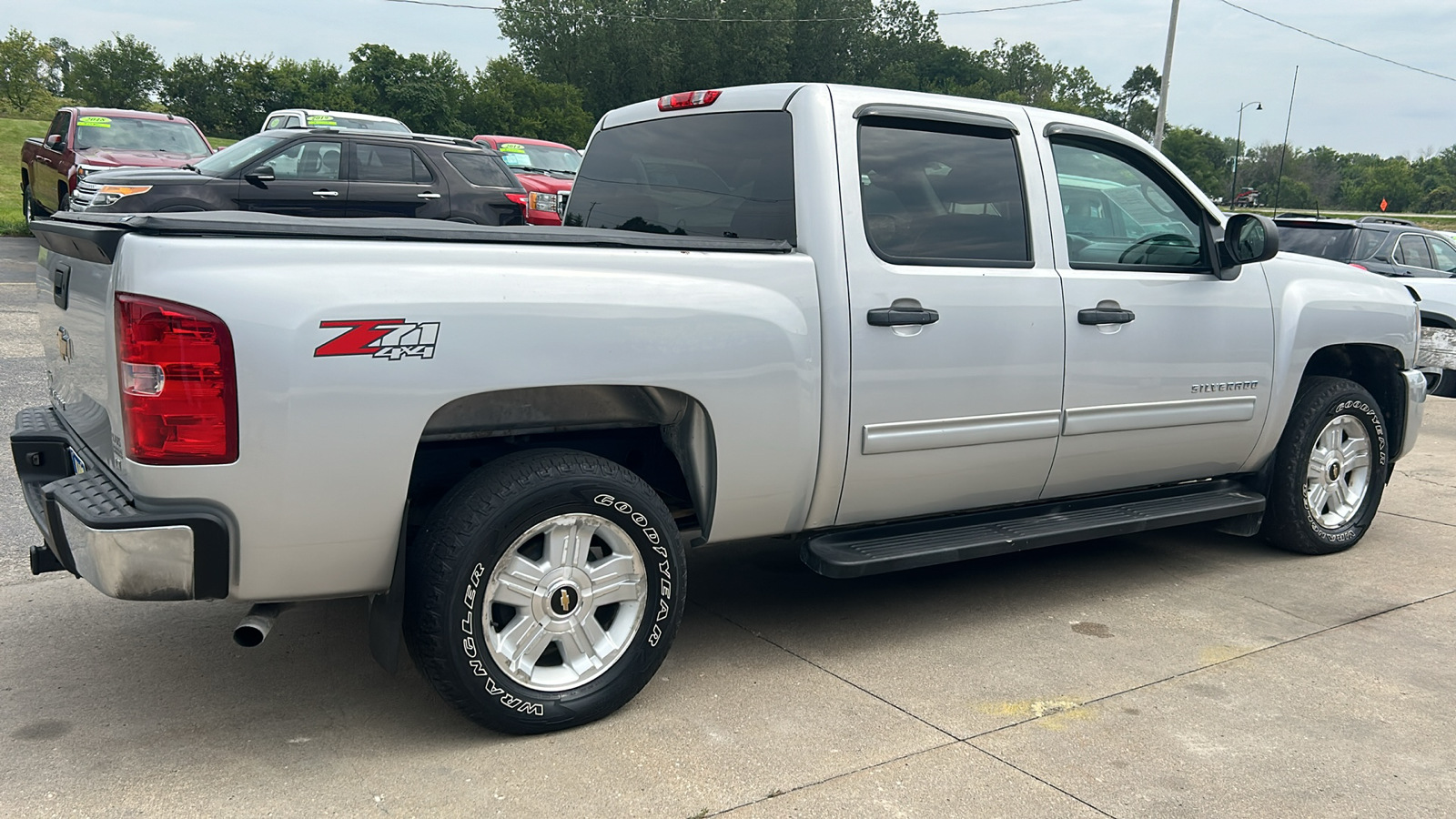 2011 Chevrolet Silverado 1500 LT 4WD Crew Cab 6