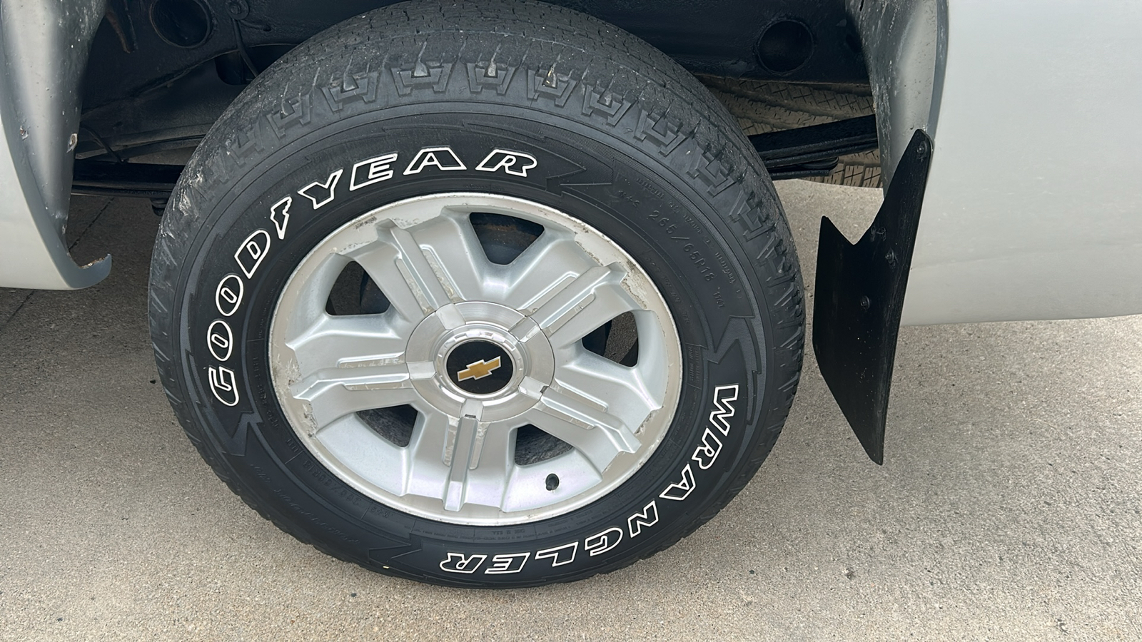 2011 Chevrolet Silverado 1500 LT 4WD Crew Cab 9