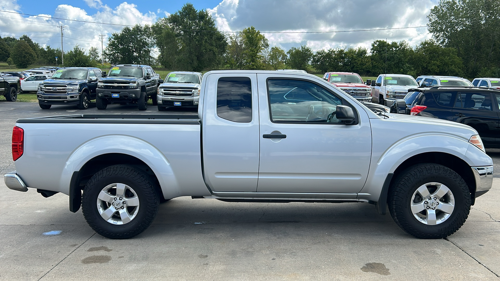 2011 Nissan Frontier SV 4WD 5