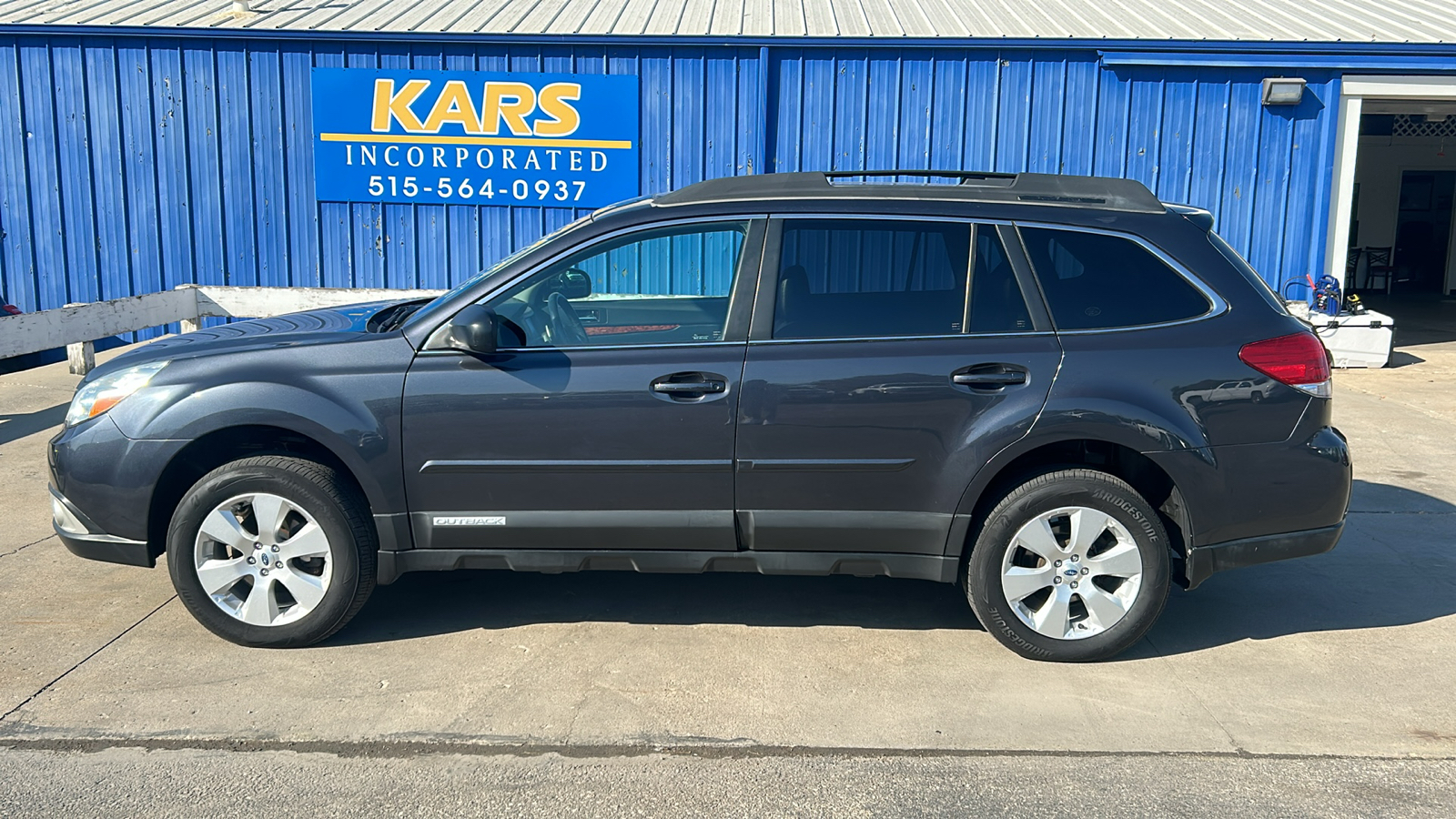 2011 Subaru Outback 2.5I LIMITED 1