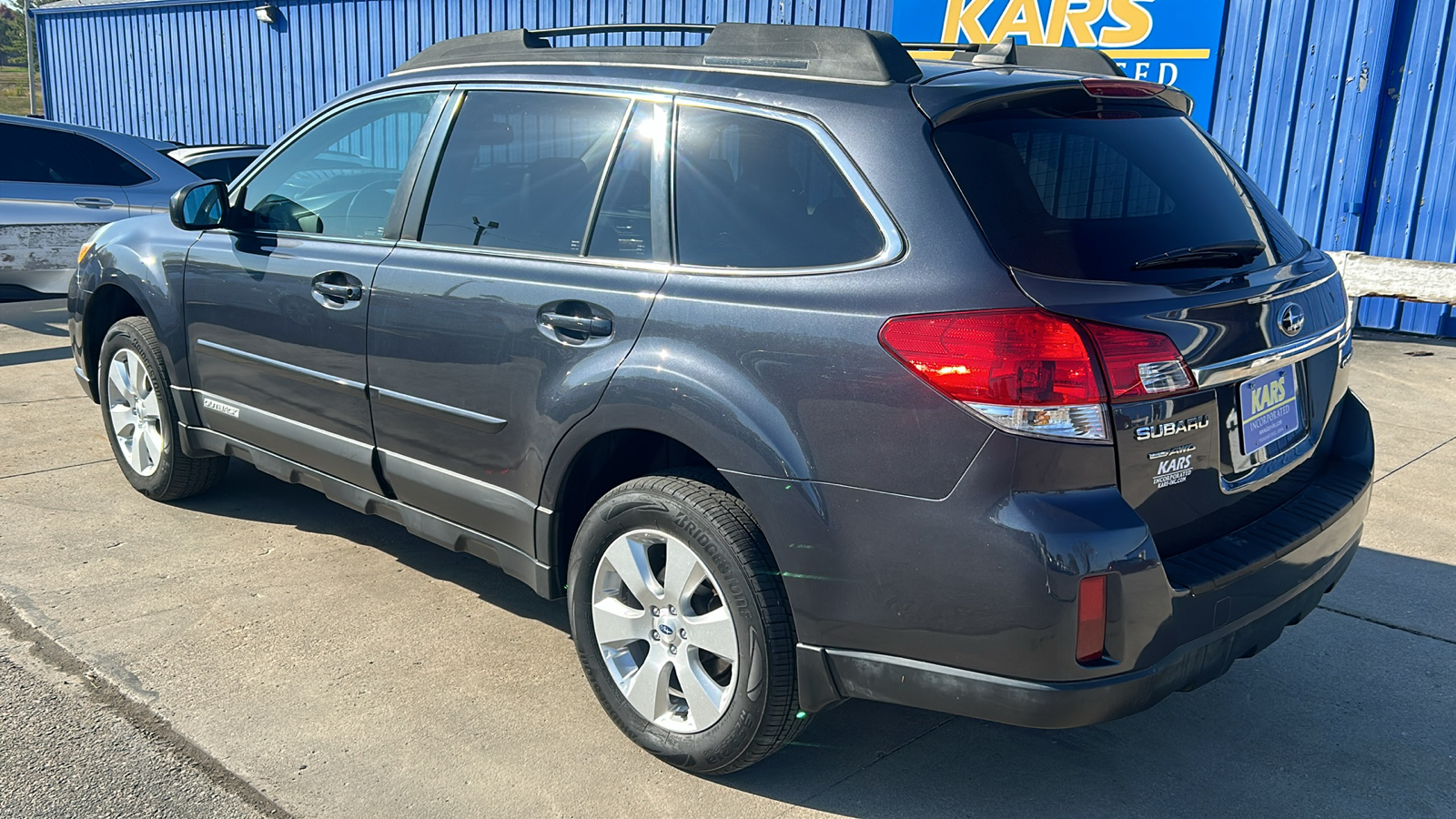 2011 Subaru Outback 2.5I LIMITED 8