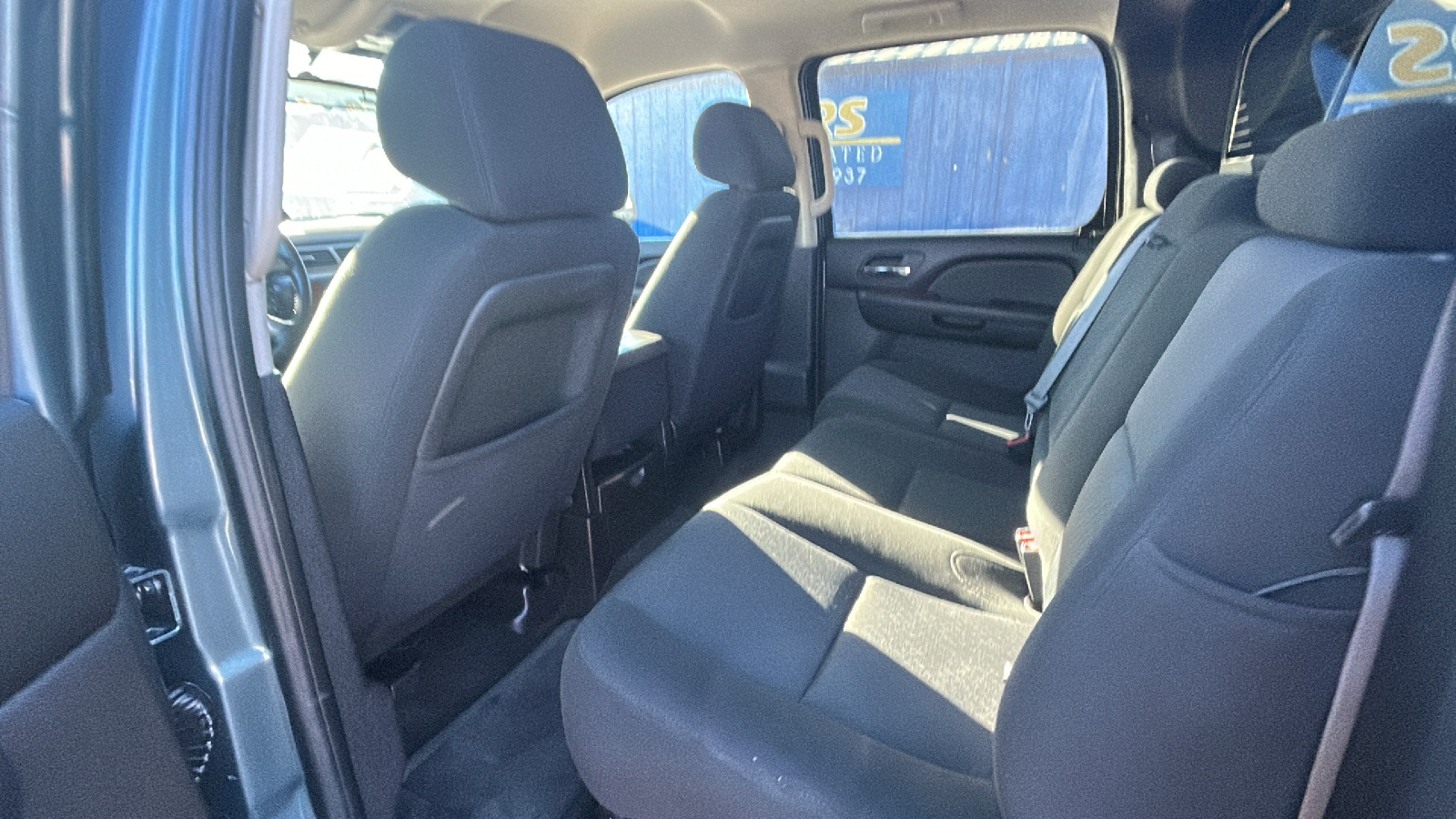 2011 Chevrolet Avalanche LS 4WD Crew Cab 18