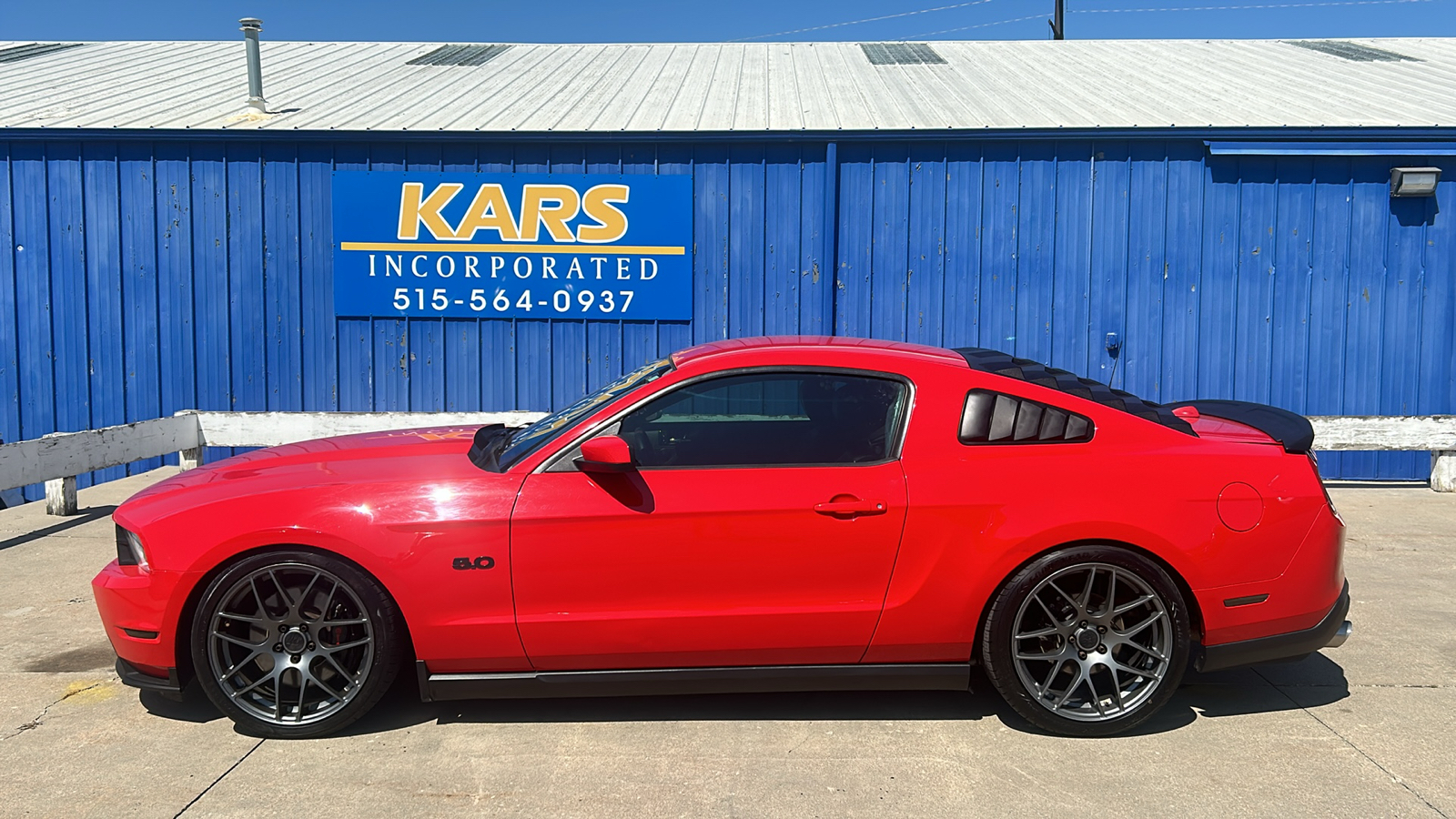 2011 Ford Mustang GT 1