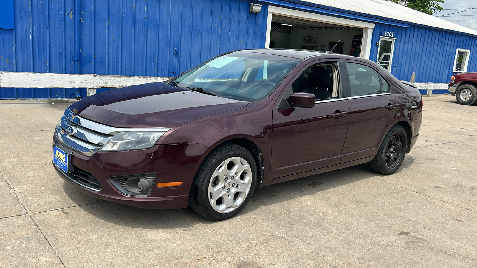 2011 Ford Fusion SE 2