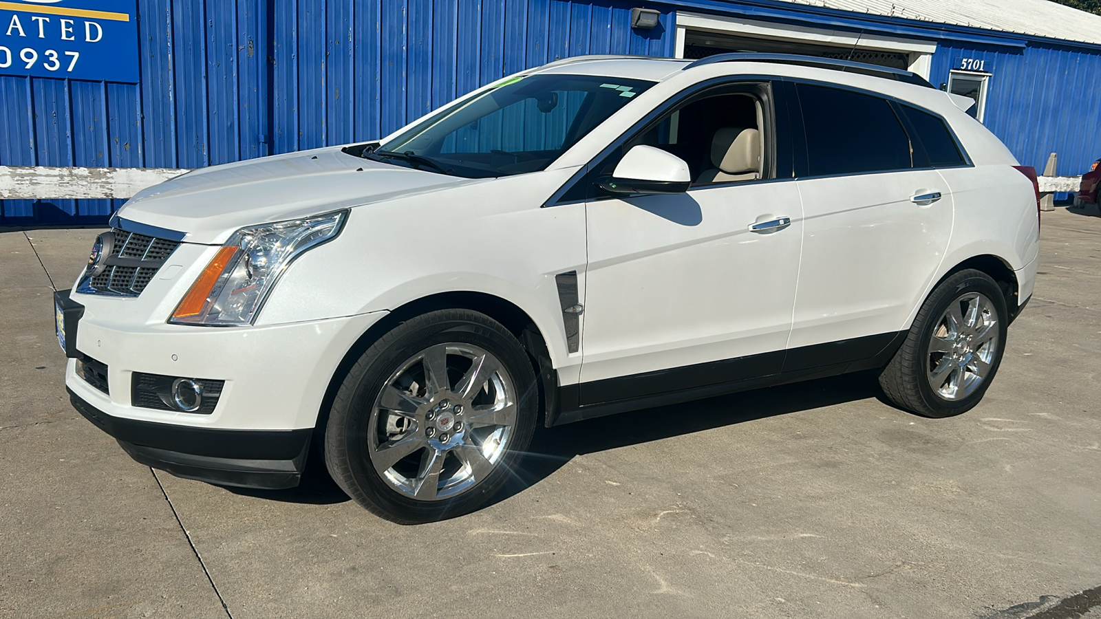 2011 Cadillac SRX PERFORMANCE COLLECTION AWD 2