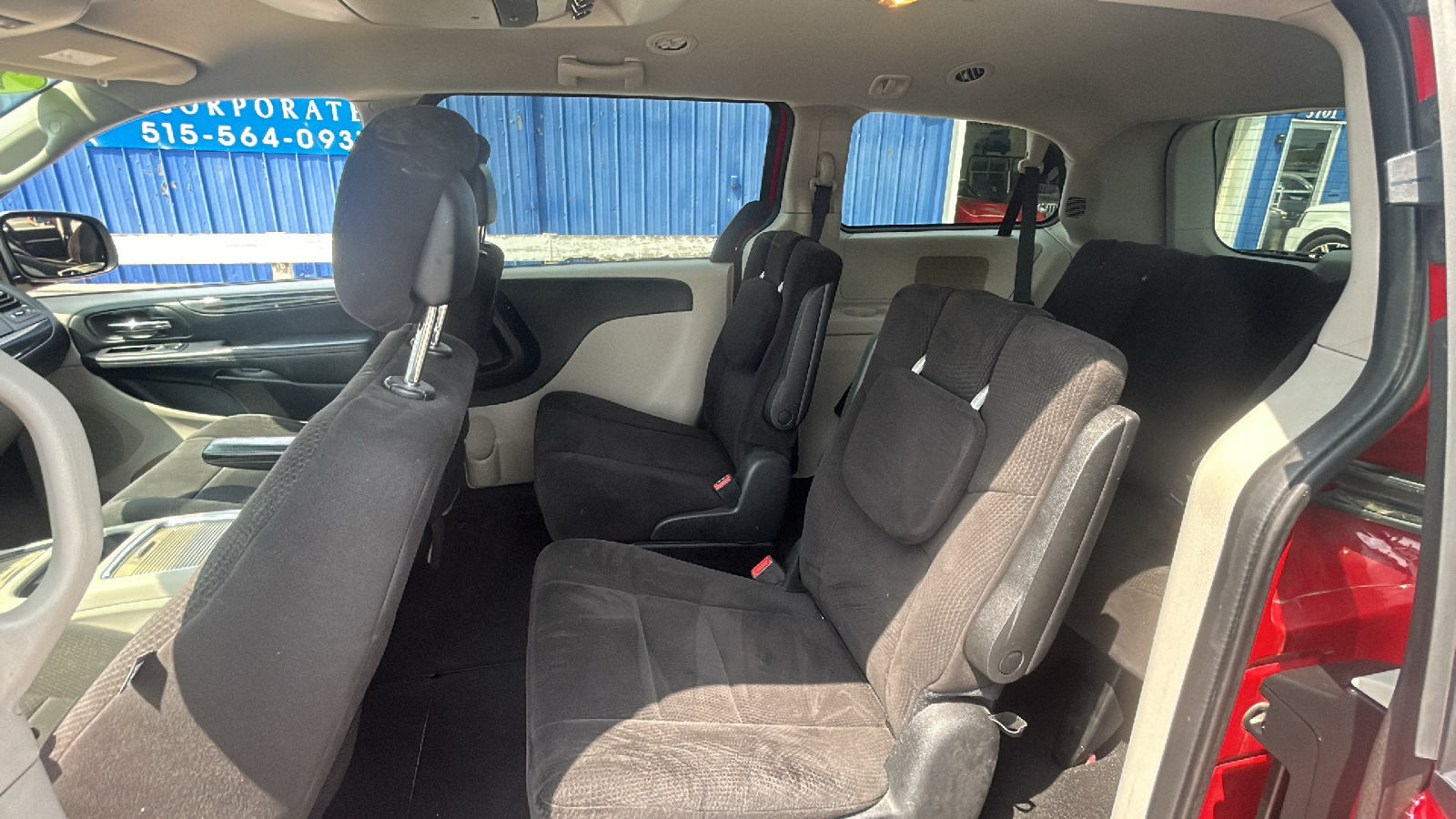 2012 Dodge Grand Caravan SXT 13