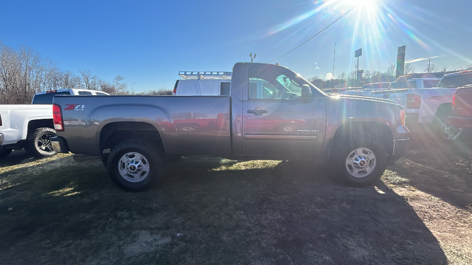 2012 GMC Sierra 2500HD 2500 SLE 4WD Regular Cab 5