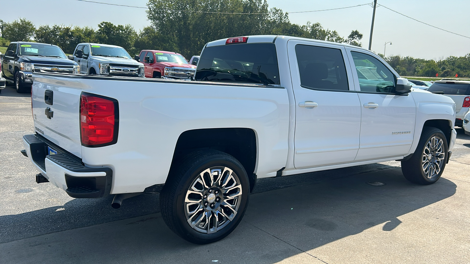 2018 Chevrolet Silverado 1500 LT 4WD Crew Cab 6