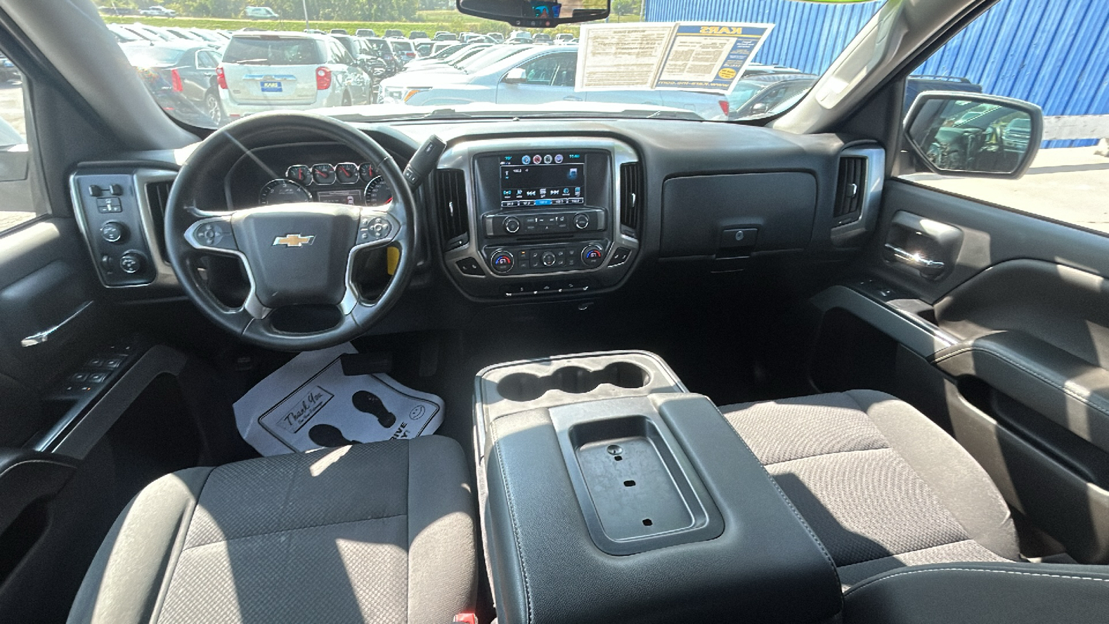 2018 Chevrolet Silverado 1500 LT 4WD Crew Cab 15