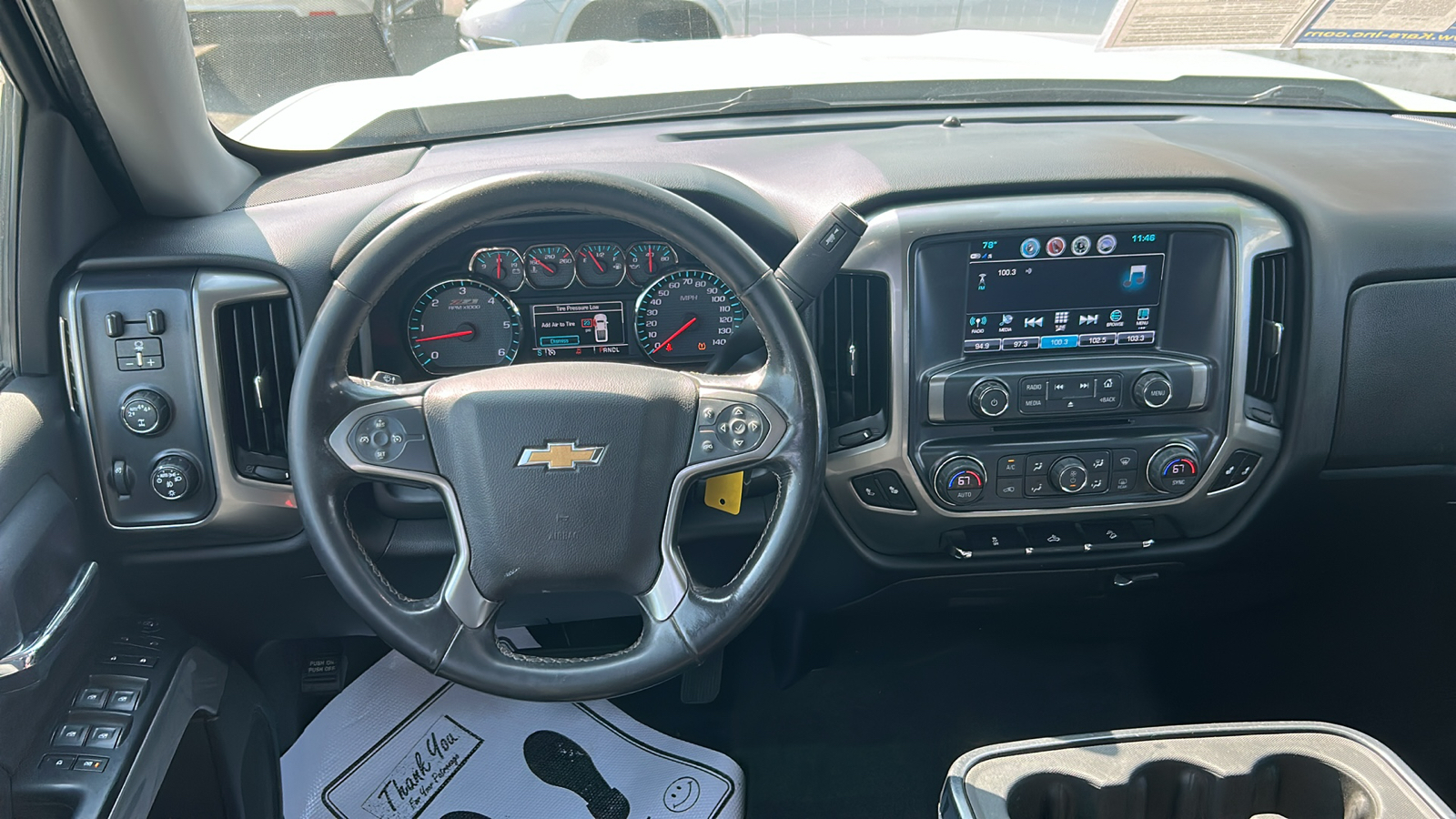 2018 Chevrolet Silverado 1500 LT 4WD Crew Cab 17