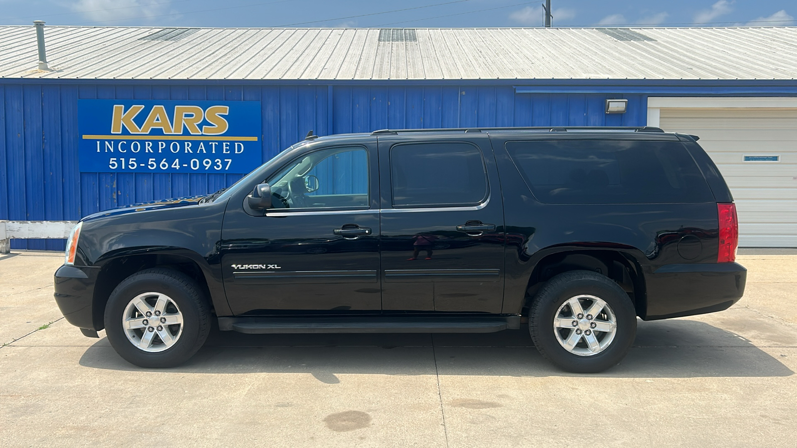 2013 GMC Yukon XL 1500 SLT 4WD 1