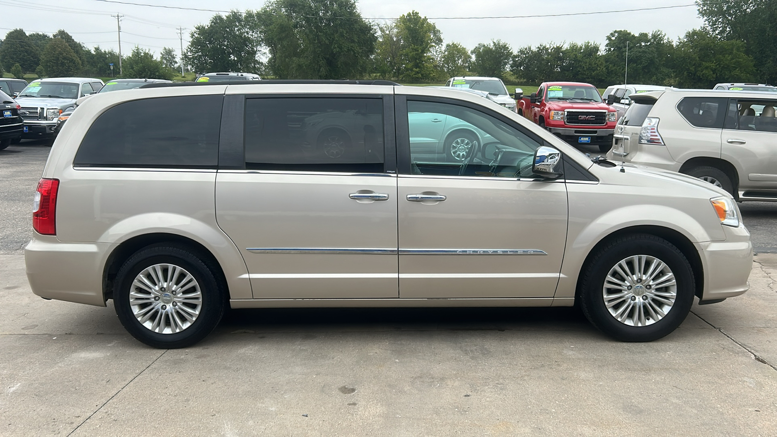 2013 Chrysler Town & Country TOURING L 5