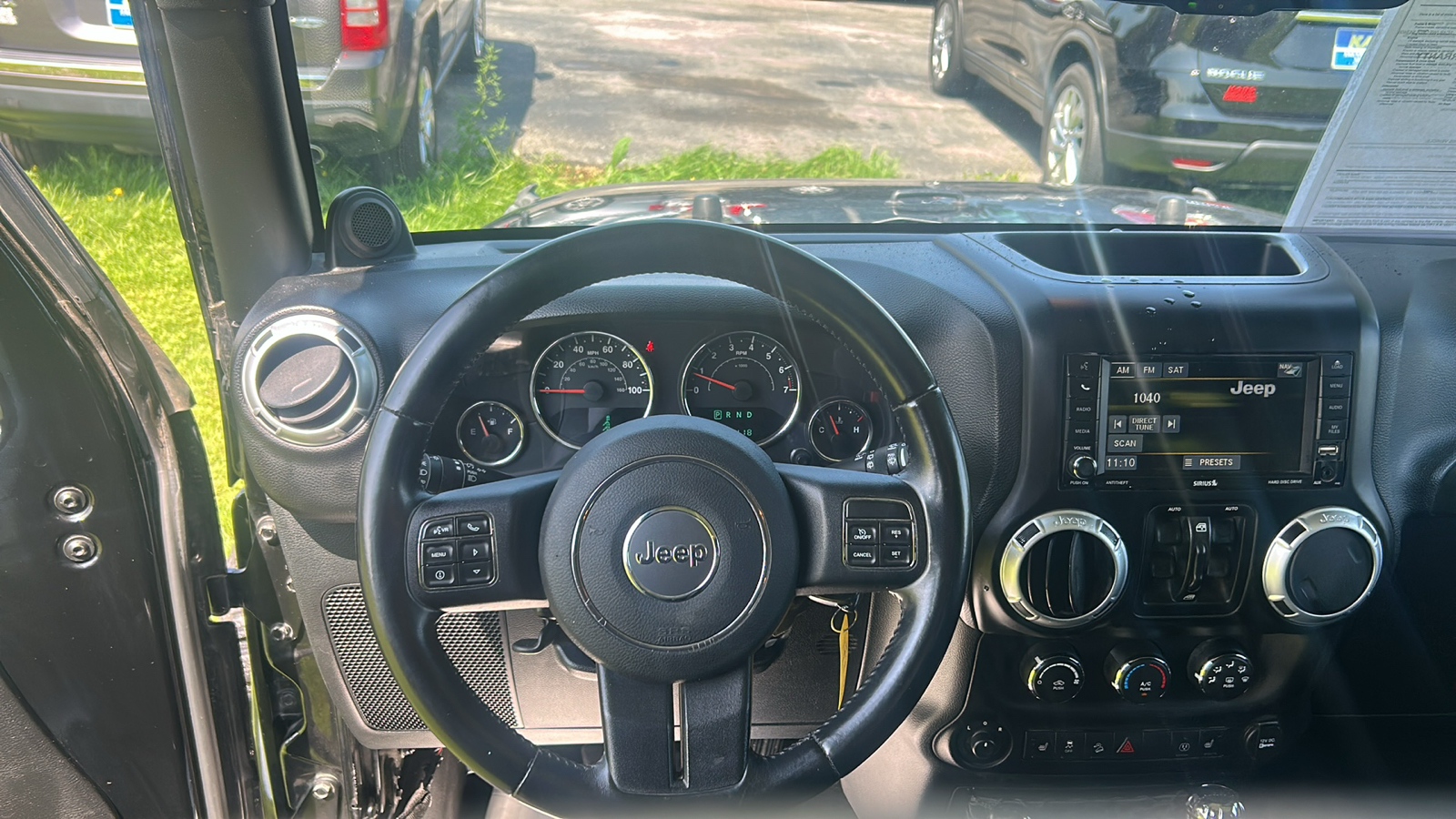 2013 Jeep Wrangler SAHARA 4WD 14