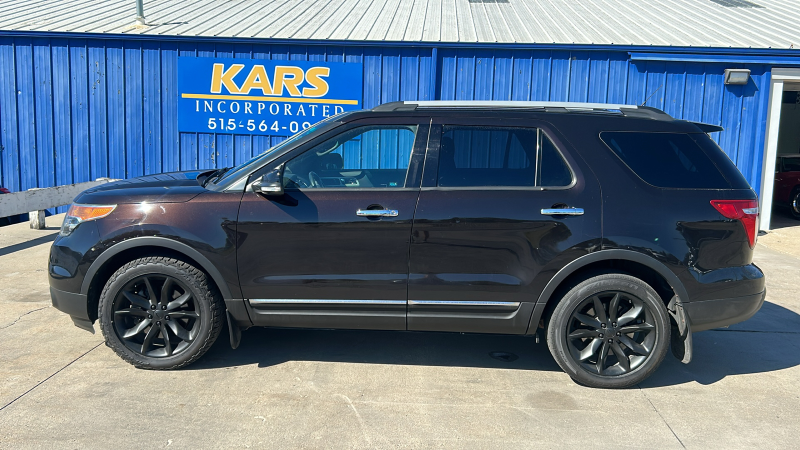 2014 Ford Explorer XLT 4WD 1