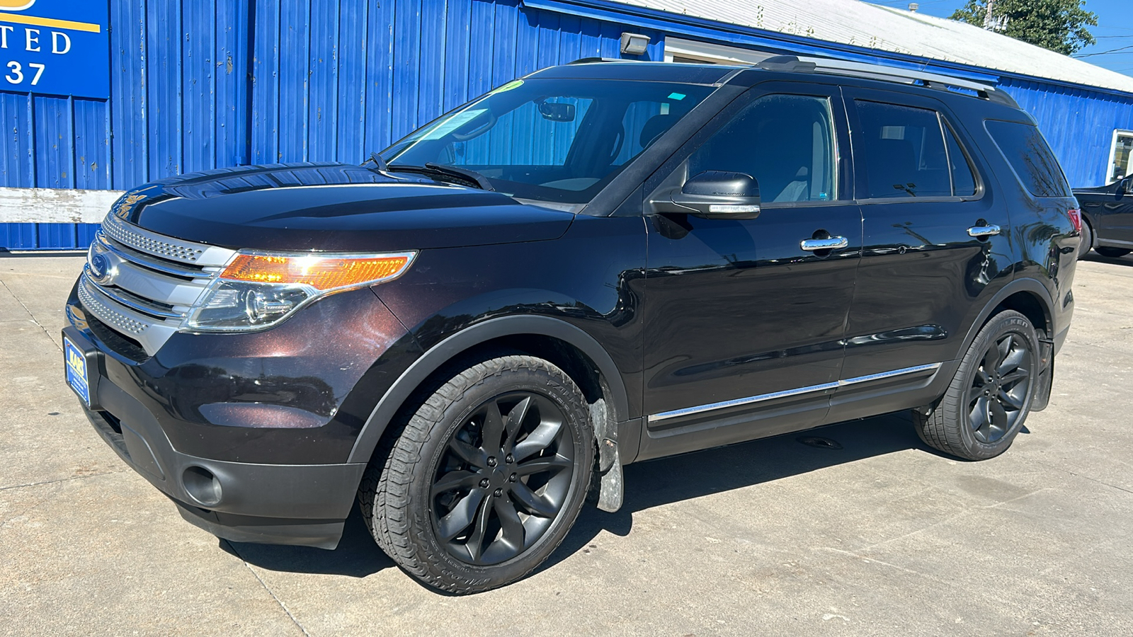 2014 Ford Explorer XLT 4WD 2