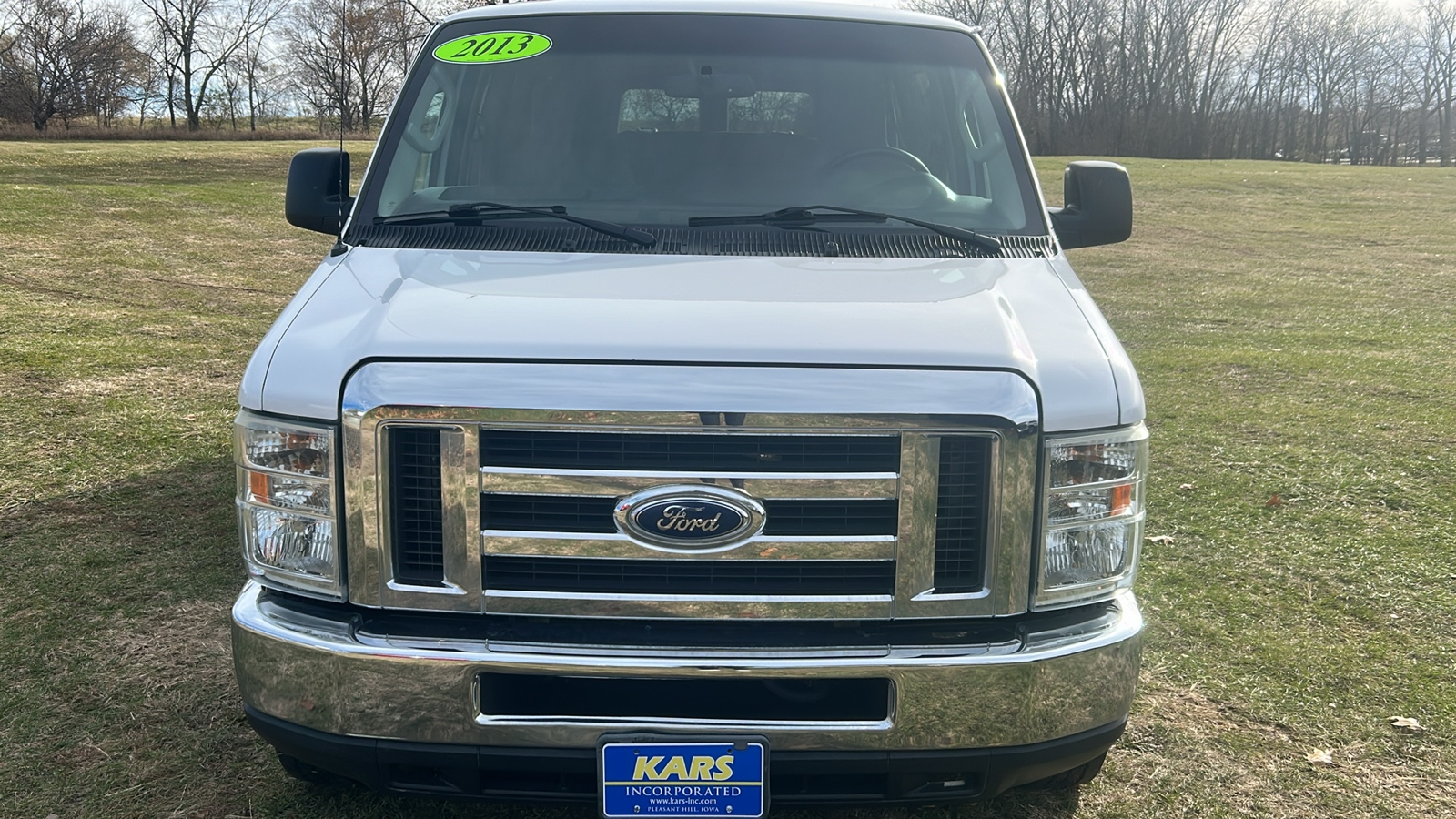 2013 Ford Econoline E350 SUPER DUTY WAGON 3