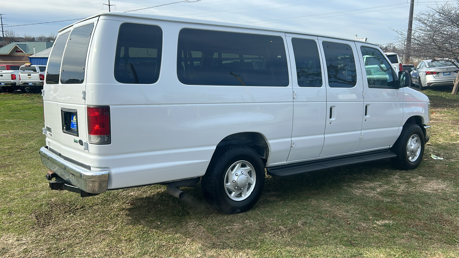 2013 Ford Econoline E350 SUPER DUTY WAGON 6