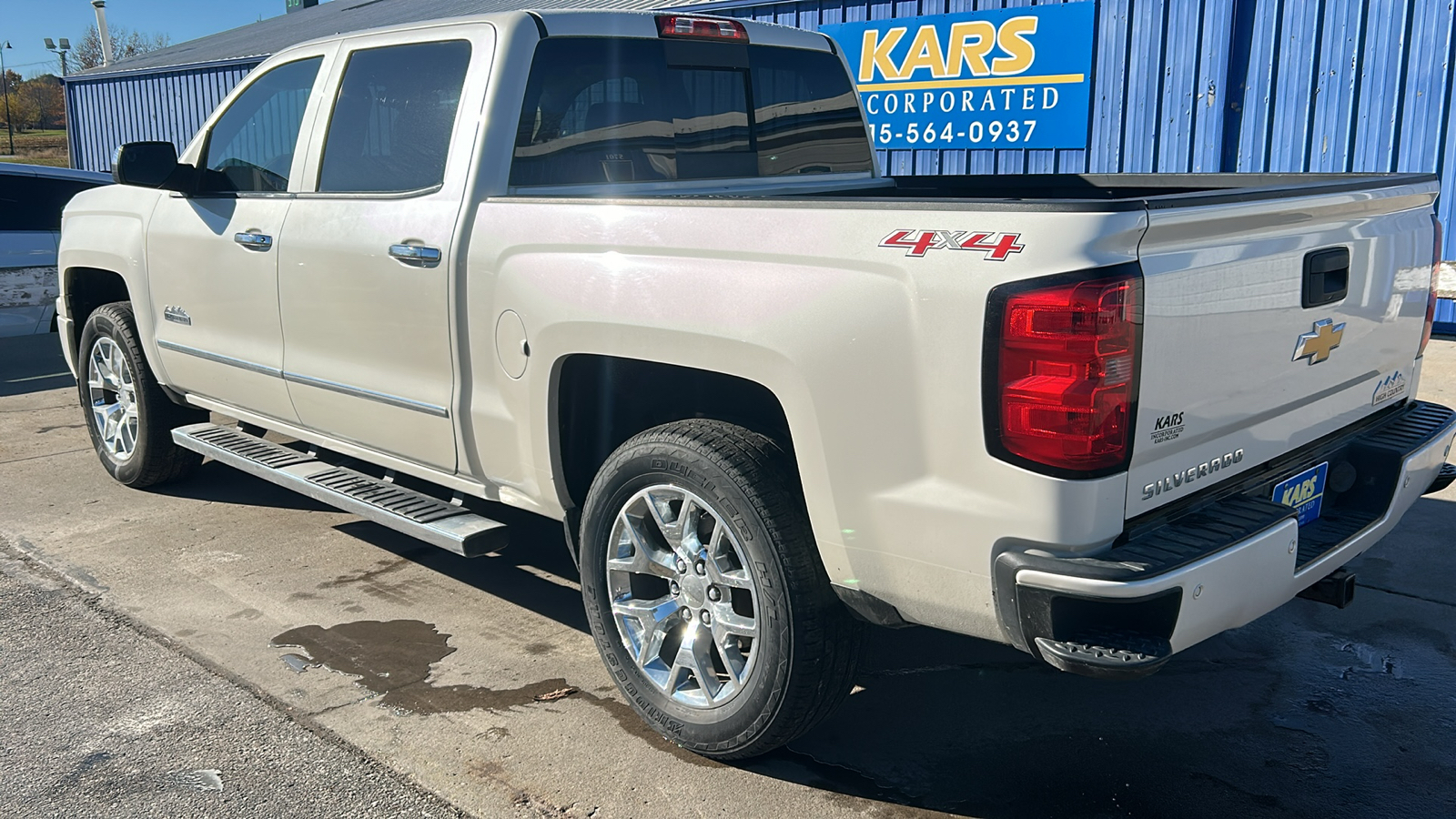 2014 Chevrolet Silverado 1500 HIGH COUNTRY 4WD Crew Cab 8