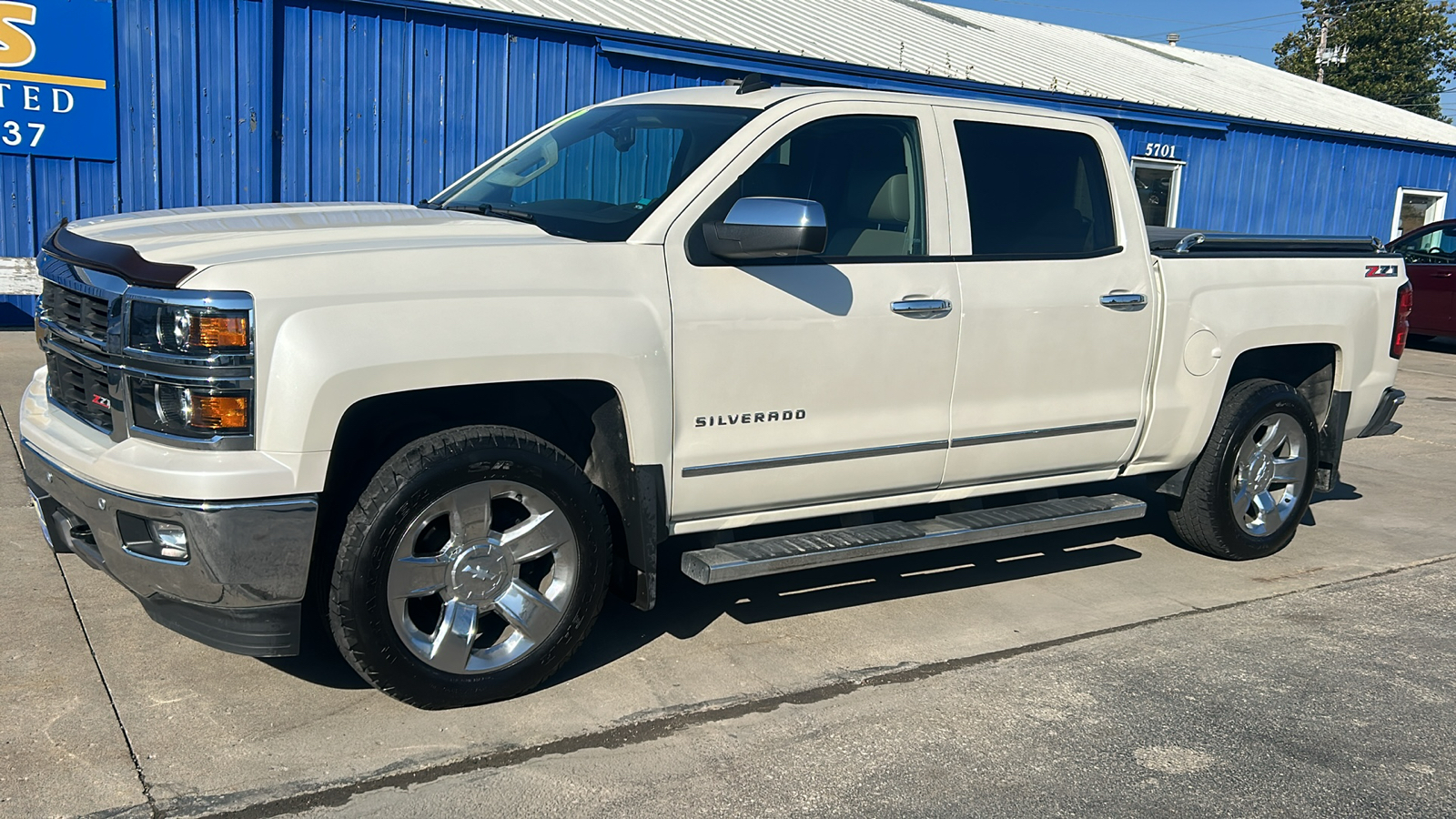 2014 Chevrolet Silverado 1500 LTZ 4WD Crew Cab 2