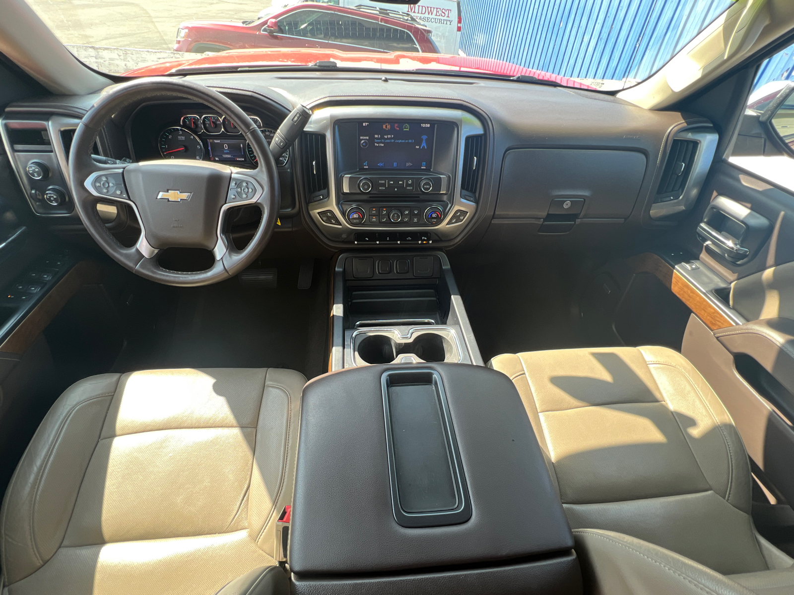2014 Chevrolet Silverado 1500 LTZ 4WD Crew Cab 9