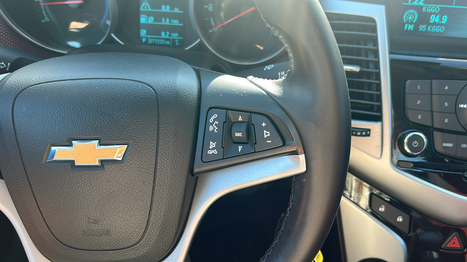 2014 Chevrolet Cruze LT 24