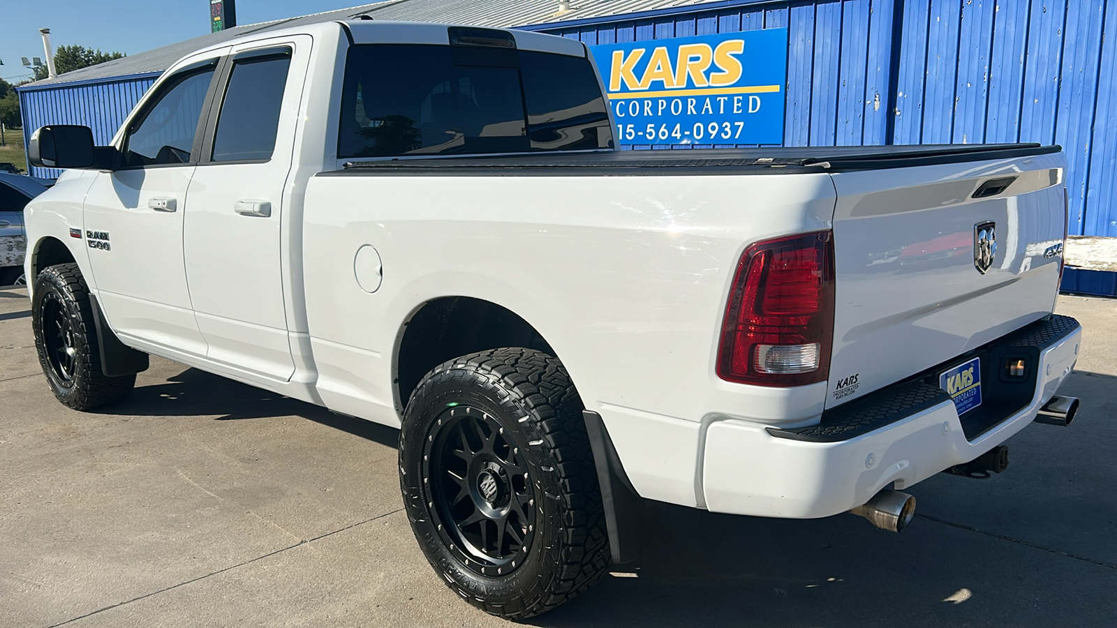 2014 Ram 1500 SPORT 4WD Quad Cab 8