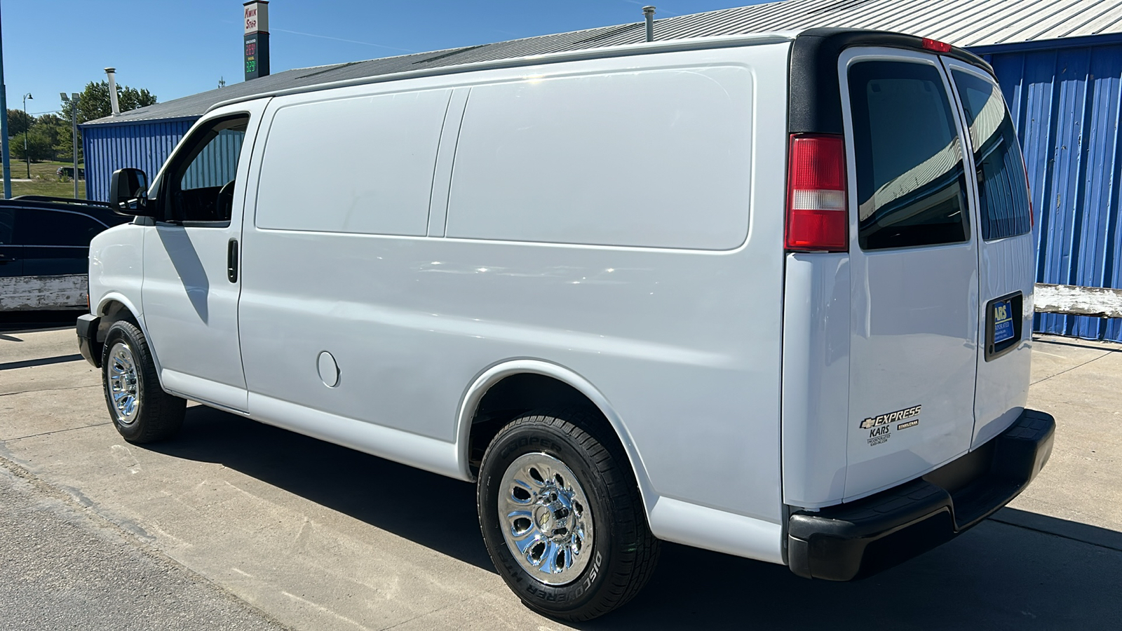 2014 Chevrolet Express Cargo Van 8