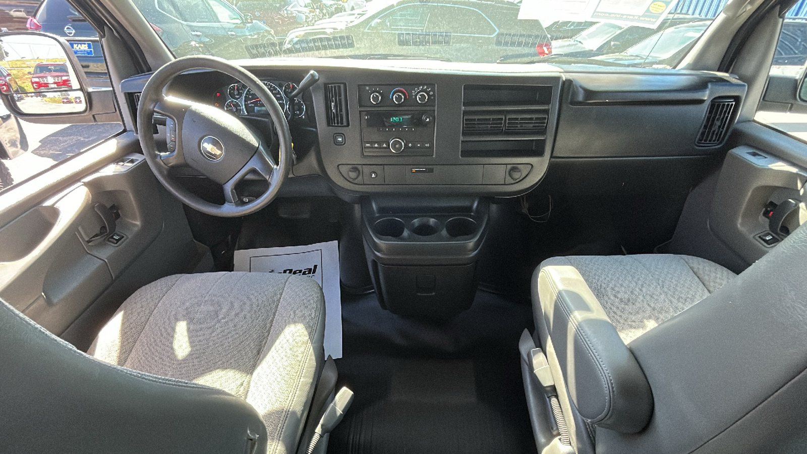 2014 Chevrolet Express Cargo Van 14