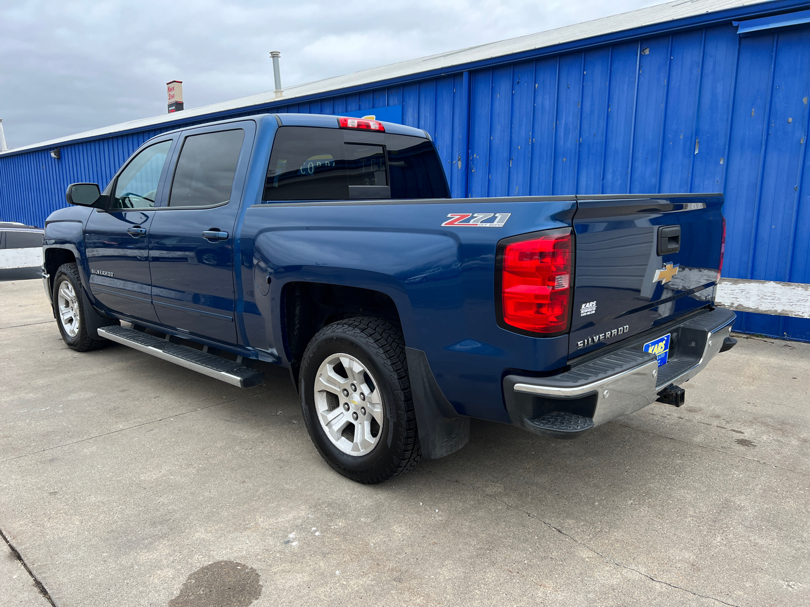 2015 Chevrolet Silverado 1500 LT 4WD Crew Cab 2