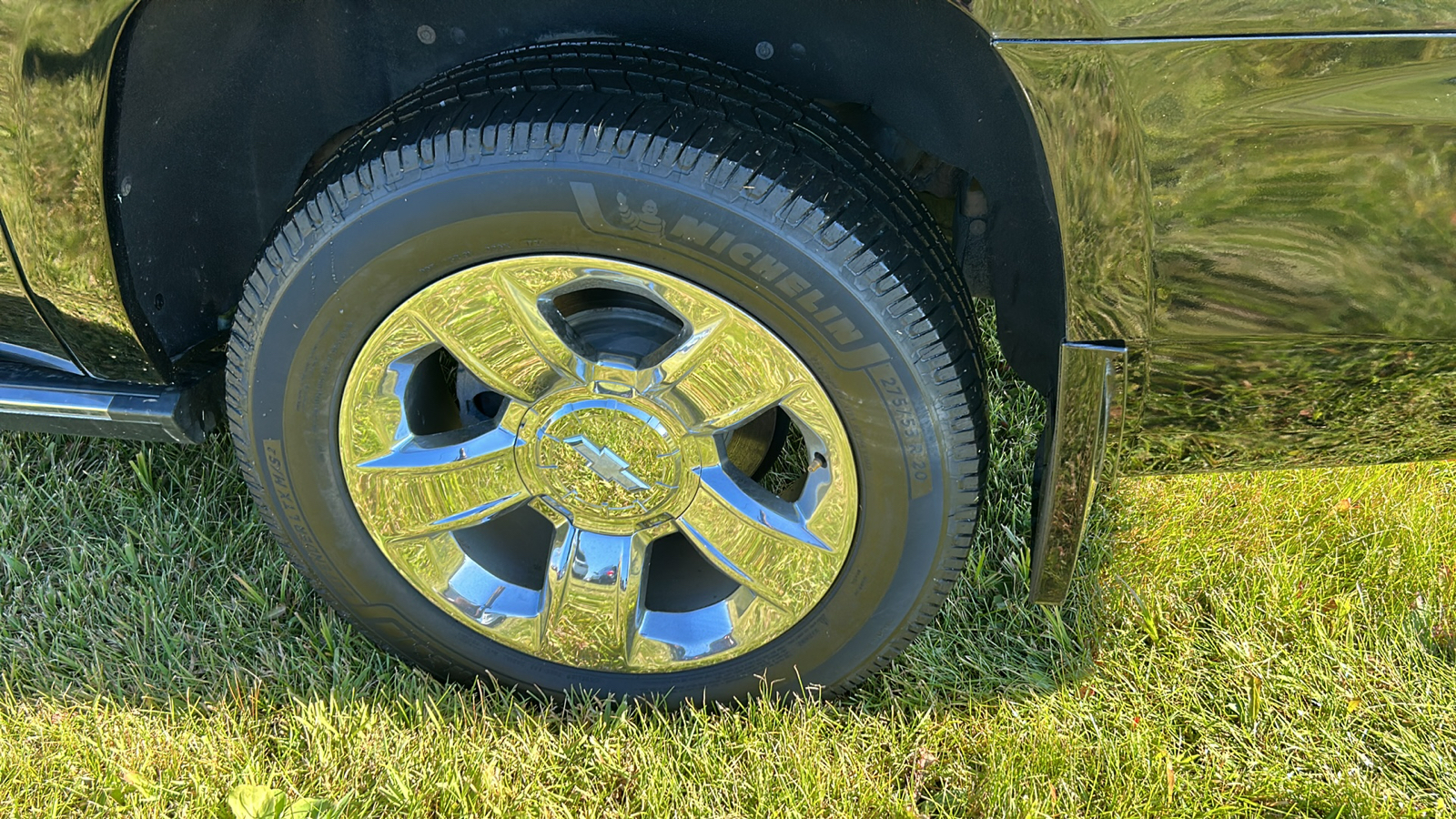 2015 Chevrolet Suburban 1500 LTZ 4WD 9