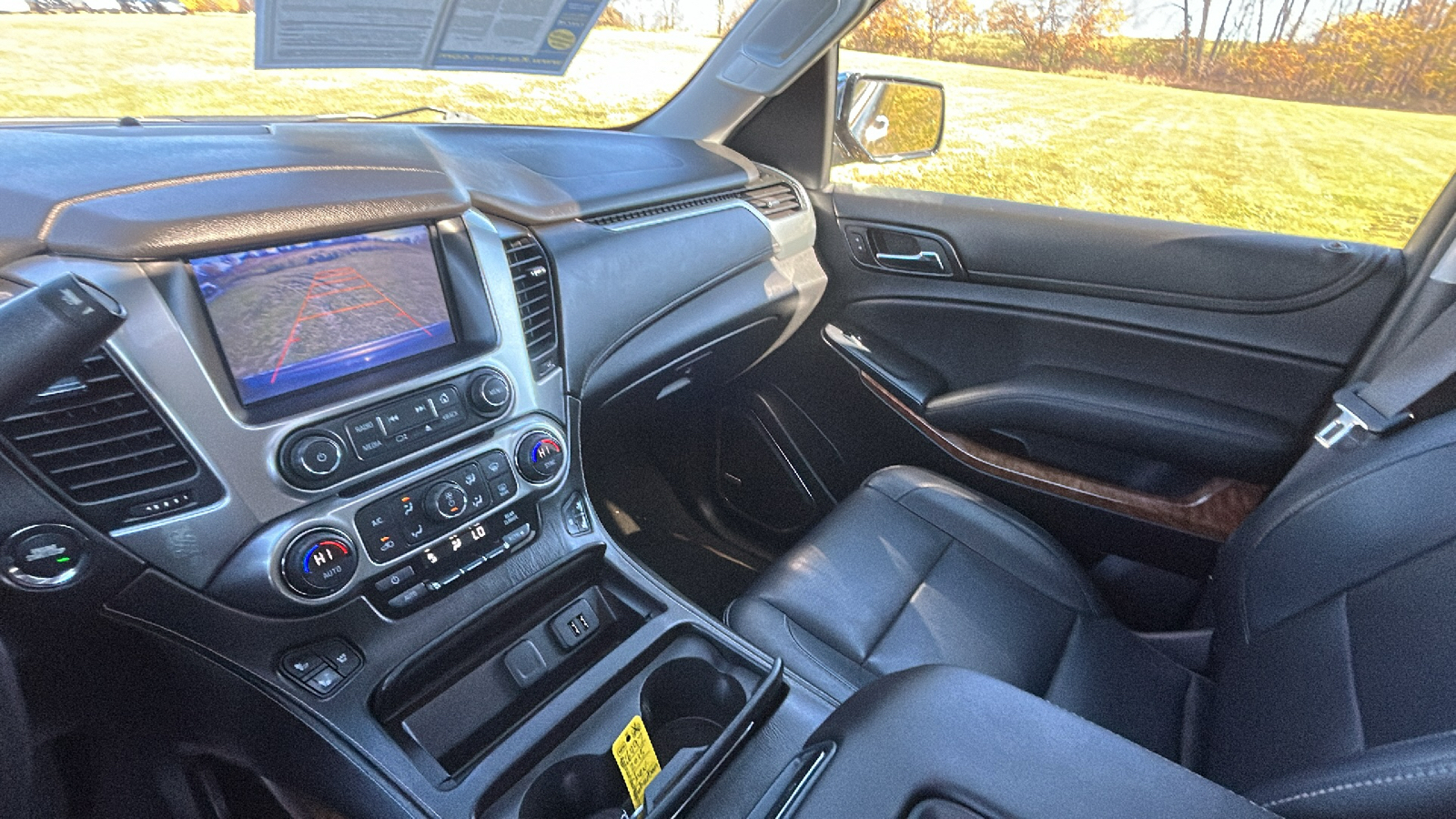 2015 Chevrolet Suburban 1500 LTZ 4WD 39