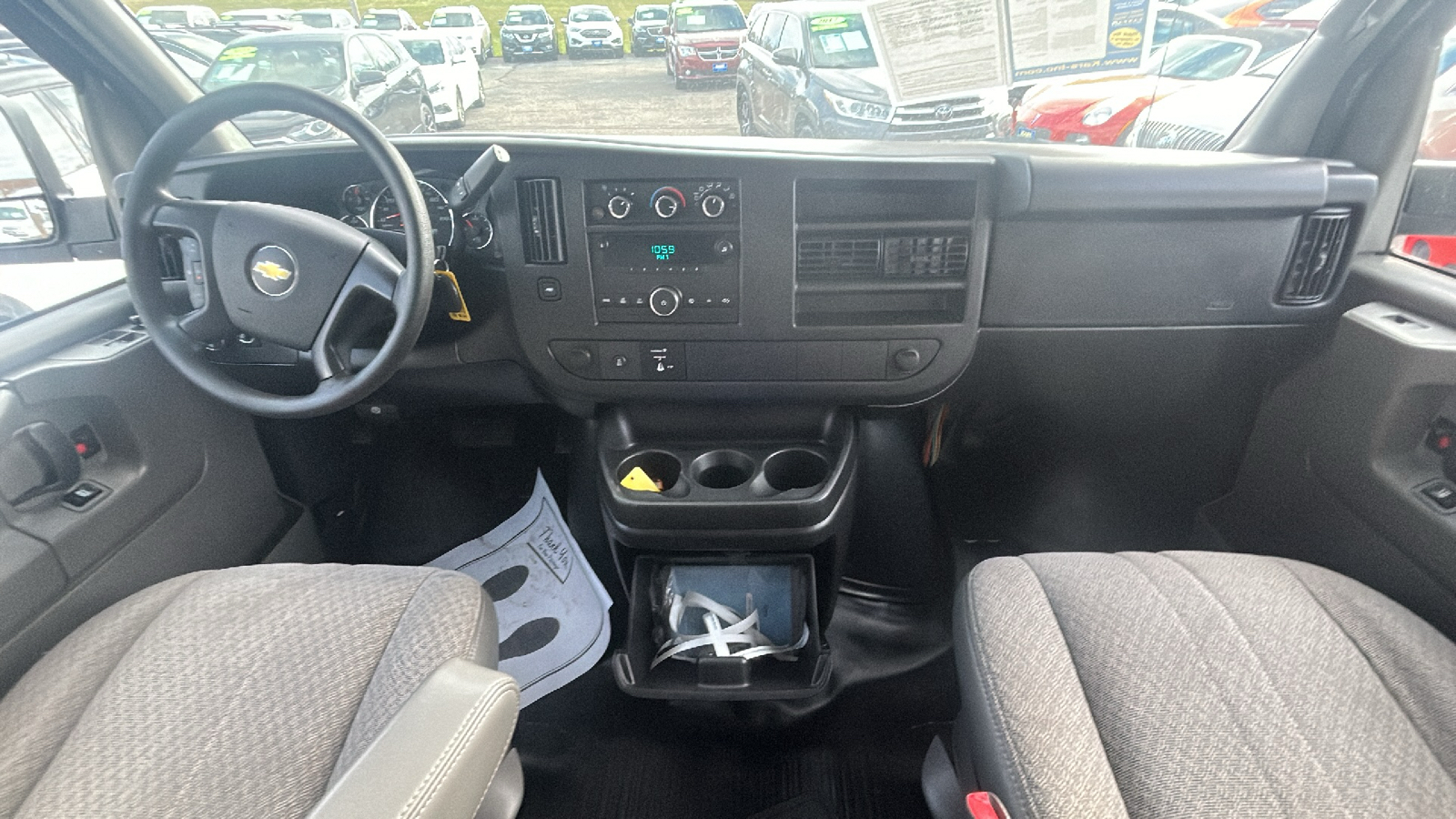 2015 Chevrolet EXPRESS G2500  18