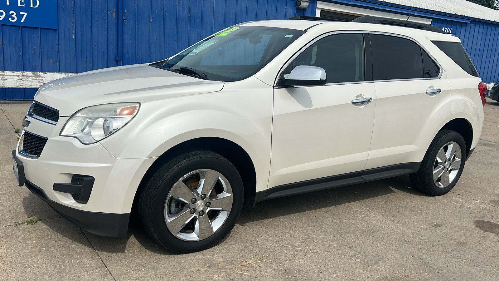 2015 Chevrolet Equinox LT AWD 2