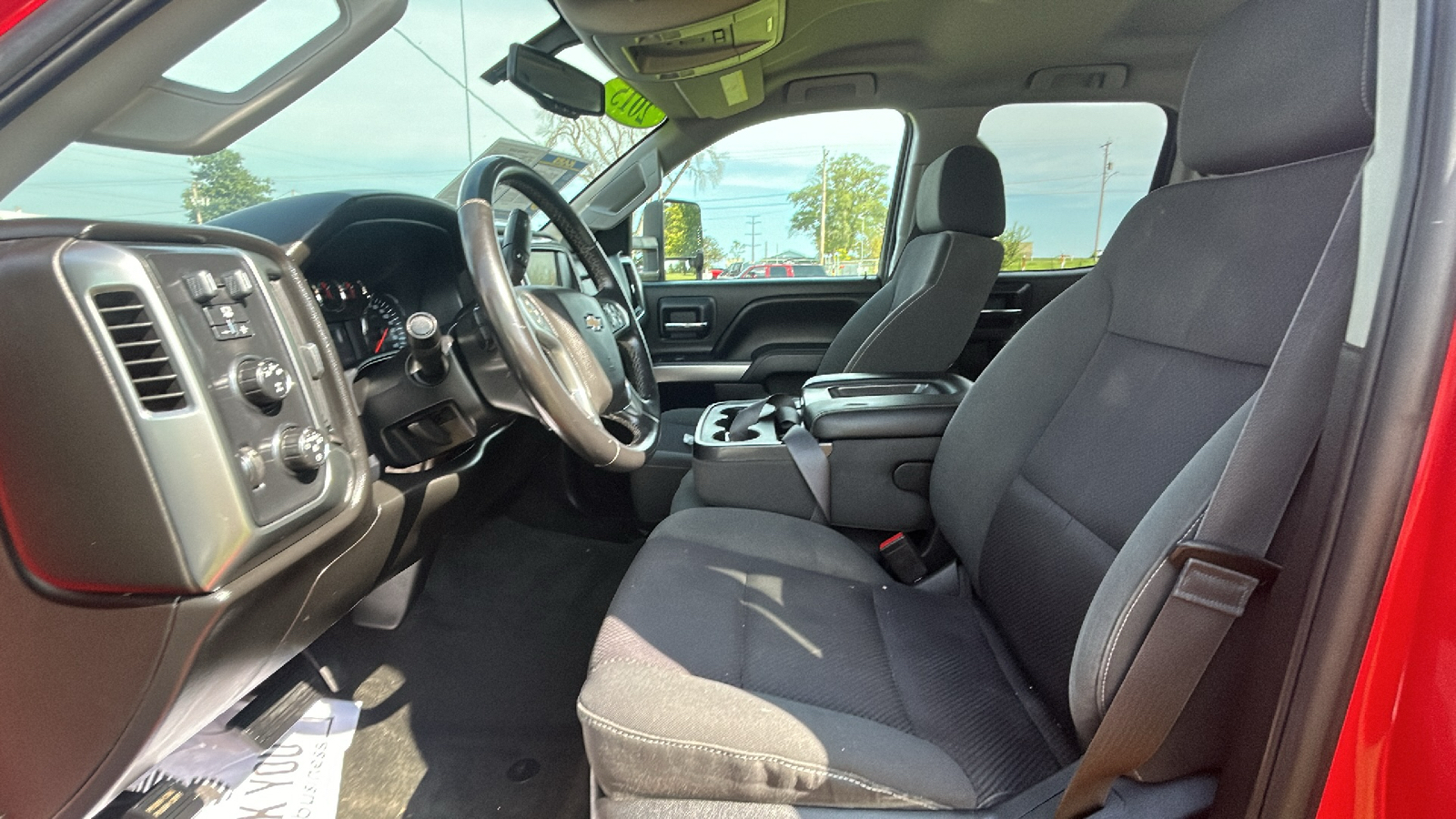 2015 Chevrolet Silverado 2500HD HEAVY DUTY LT 4WD 11