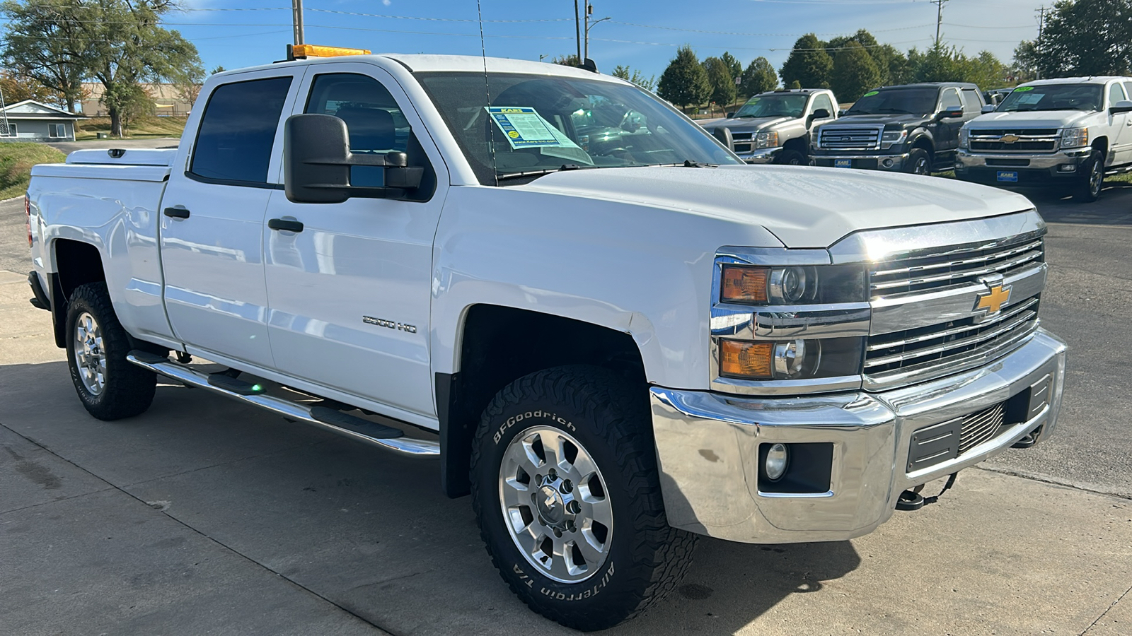 2015 Chevrolet Silverado 2500HD HEAVY DUTY LT 4WD Crew Cab 4