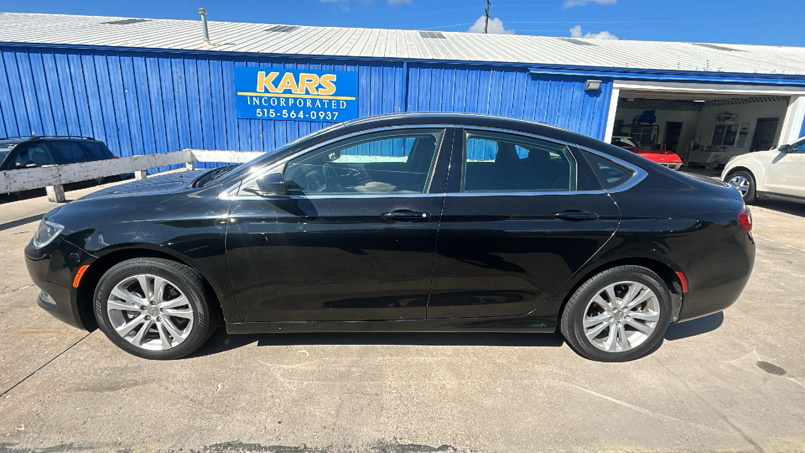 2015 Chrysler 200 LIMITED 1