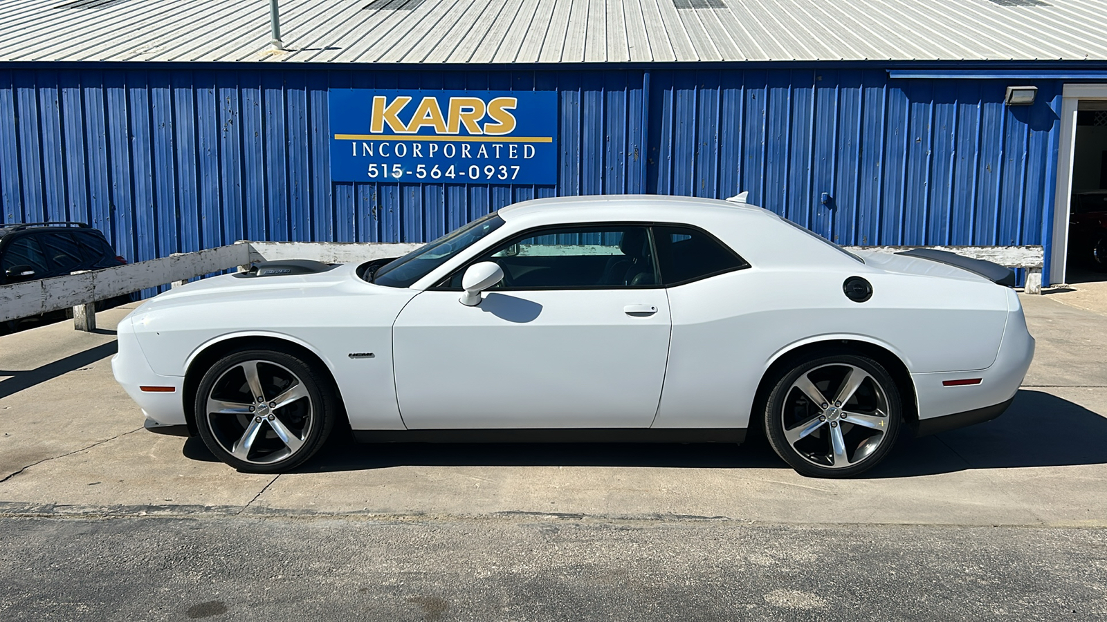 2015 Dodge Challenger SXT PLUS 1