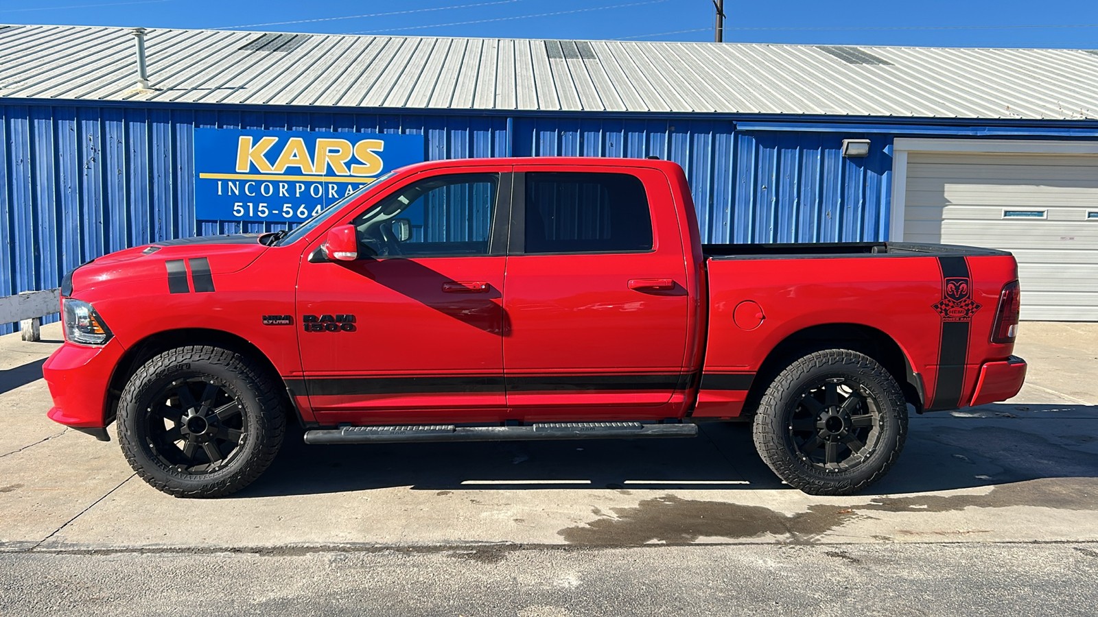 2016 Ram 1500 SPORT 4WD Crew Cab 1