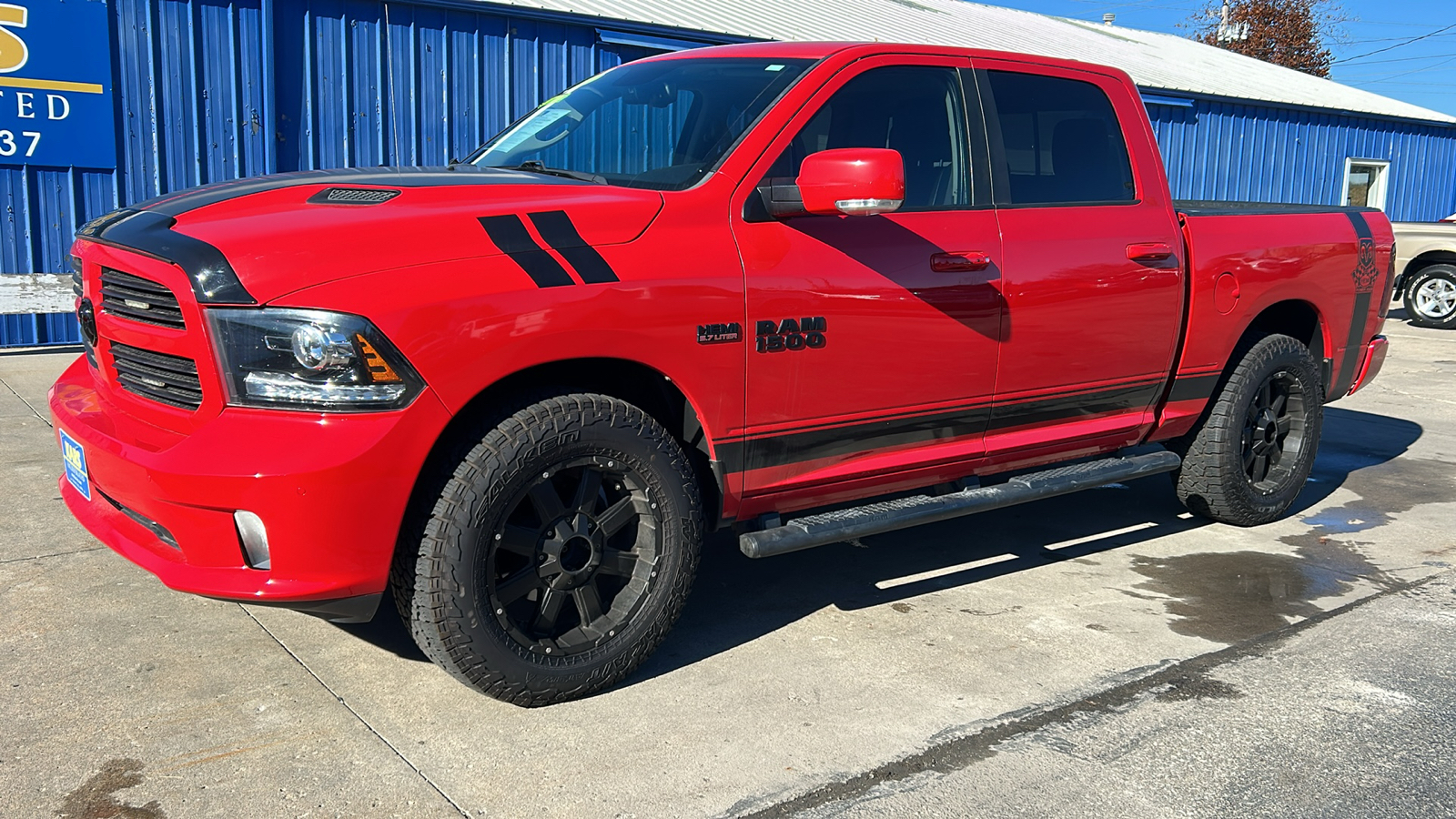 2016 Ram 1500 SPORT 4WD Crew Cab 2