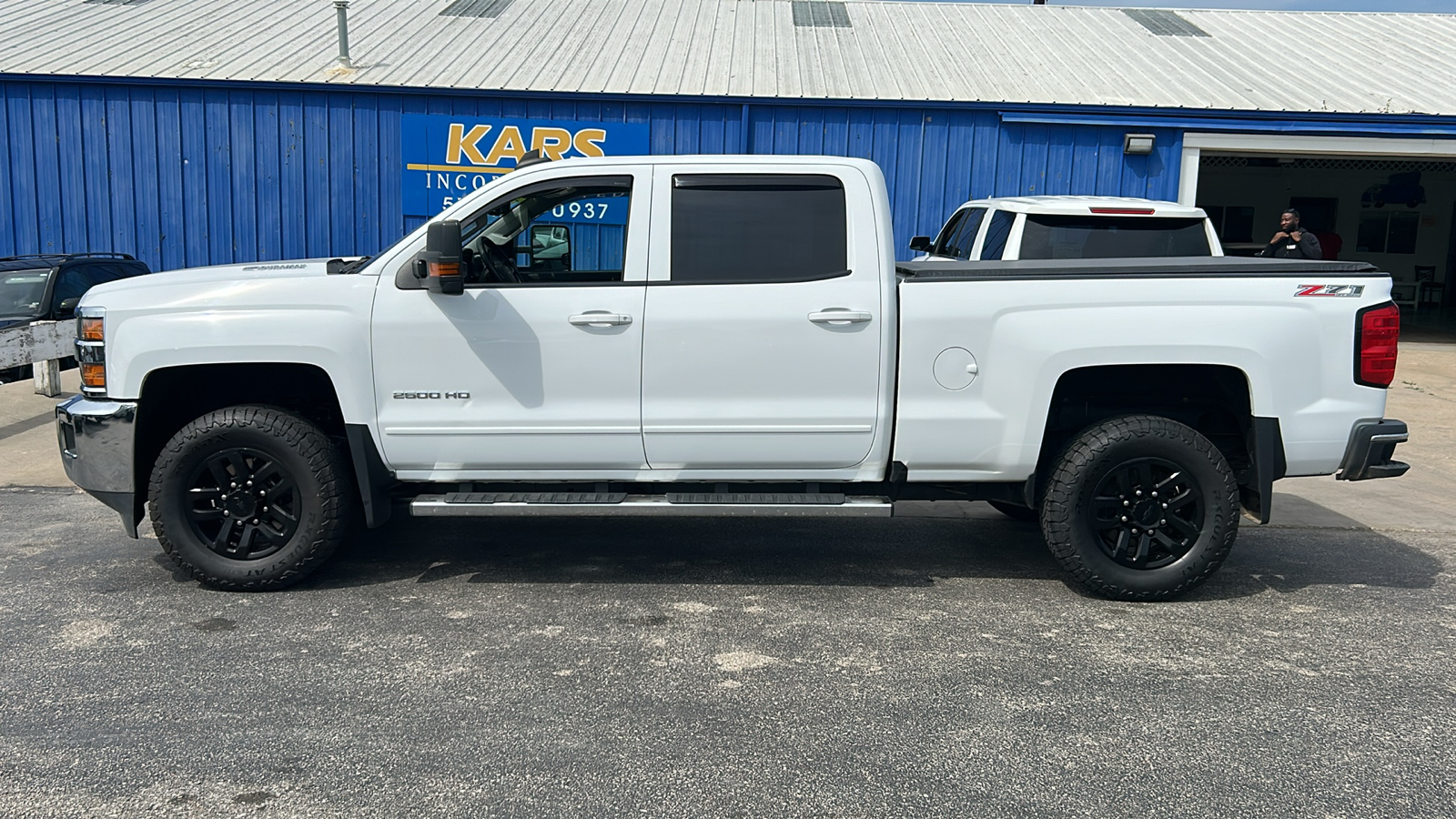 2016 Chevrolet Silverado 2500HD HEAVY DUTY LT 4WD Crew Cab 1