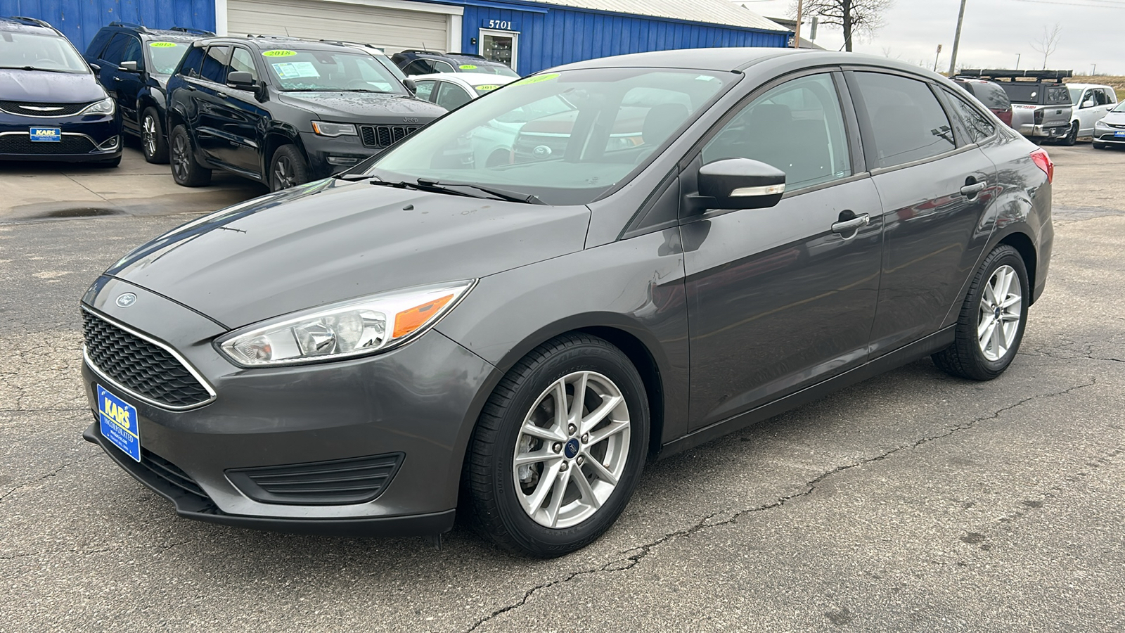 2016 Ford Focus SE 2