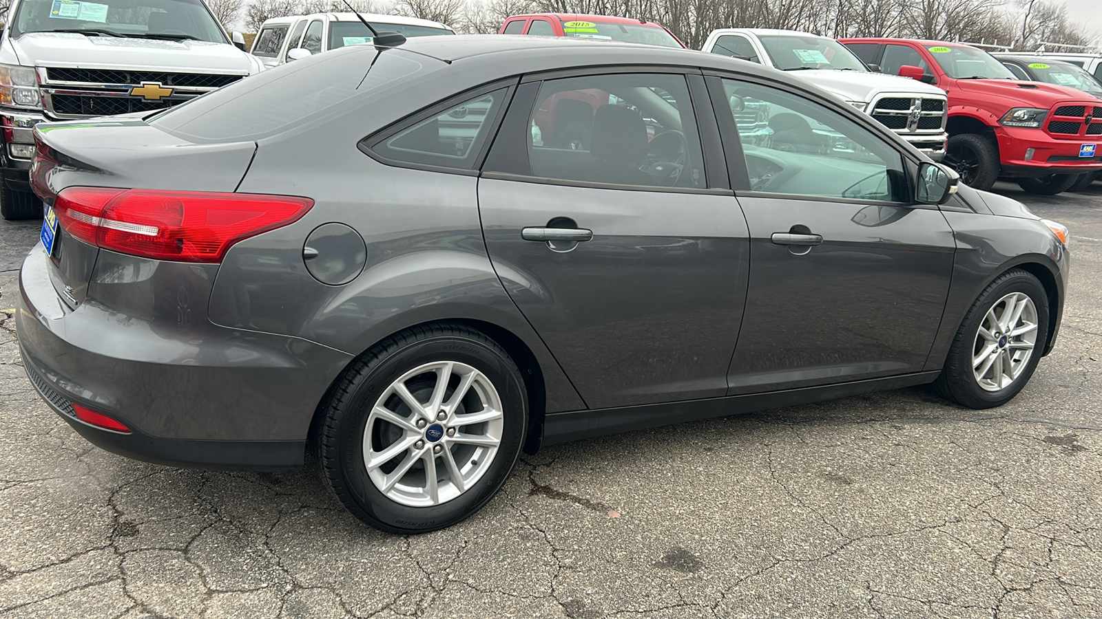 2016 Ford Focus SE 6