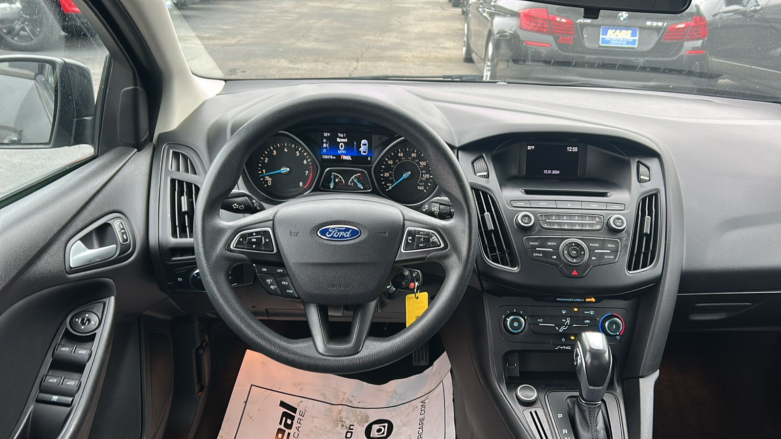 2016 Ford Focus SE 19