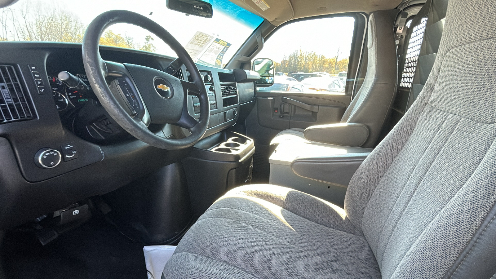 2016 Chevrolet Express Cargo Van 15