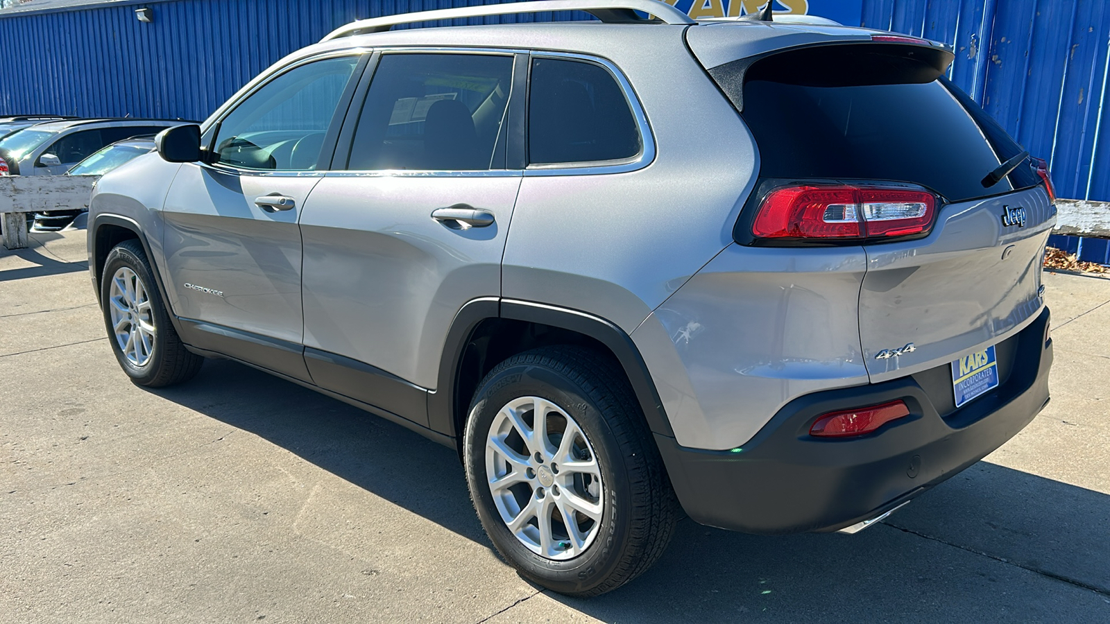 2016 Jeep Cherokee LATITUDE 4WD 8