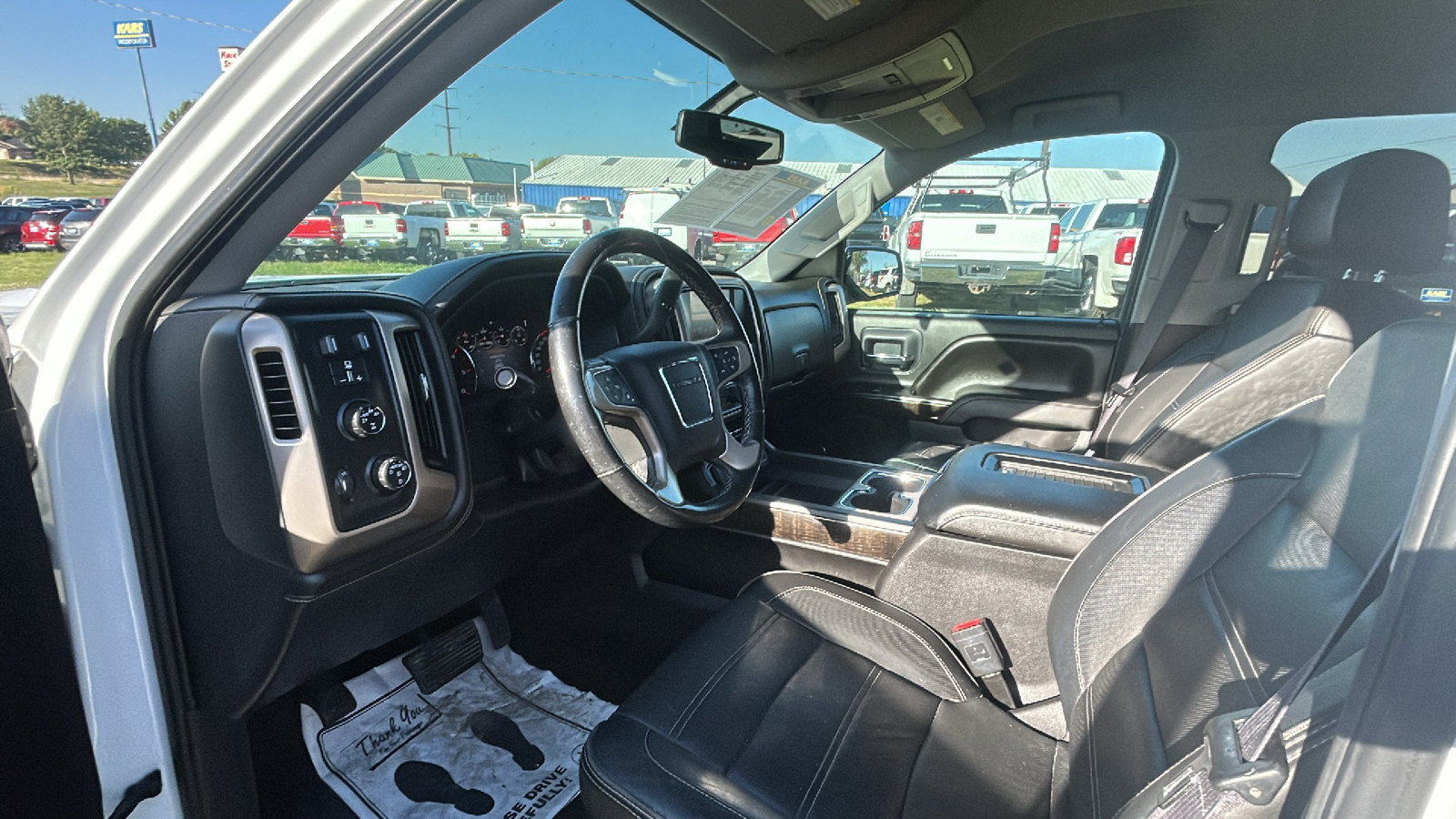 2016 GMC Sierra 1500 1500 DENALI 4WD Crew Cab 13