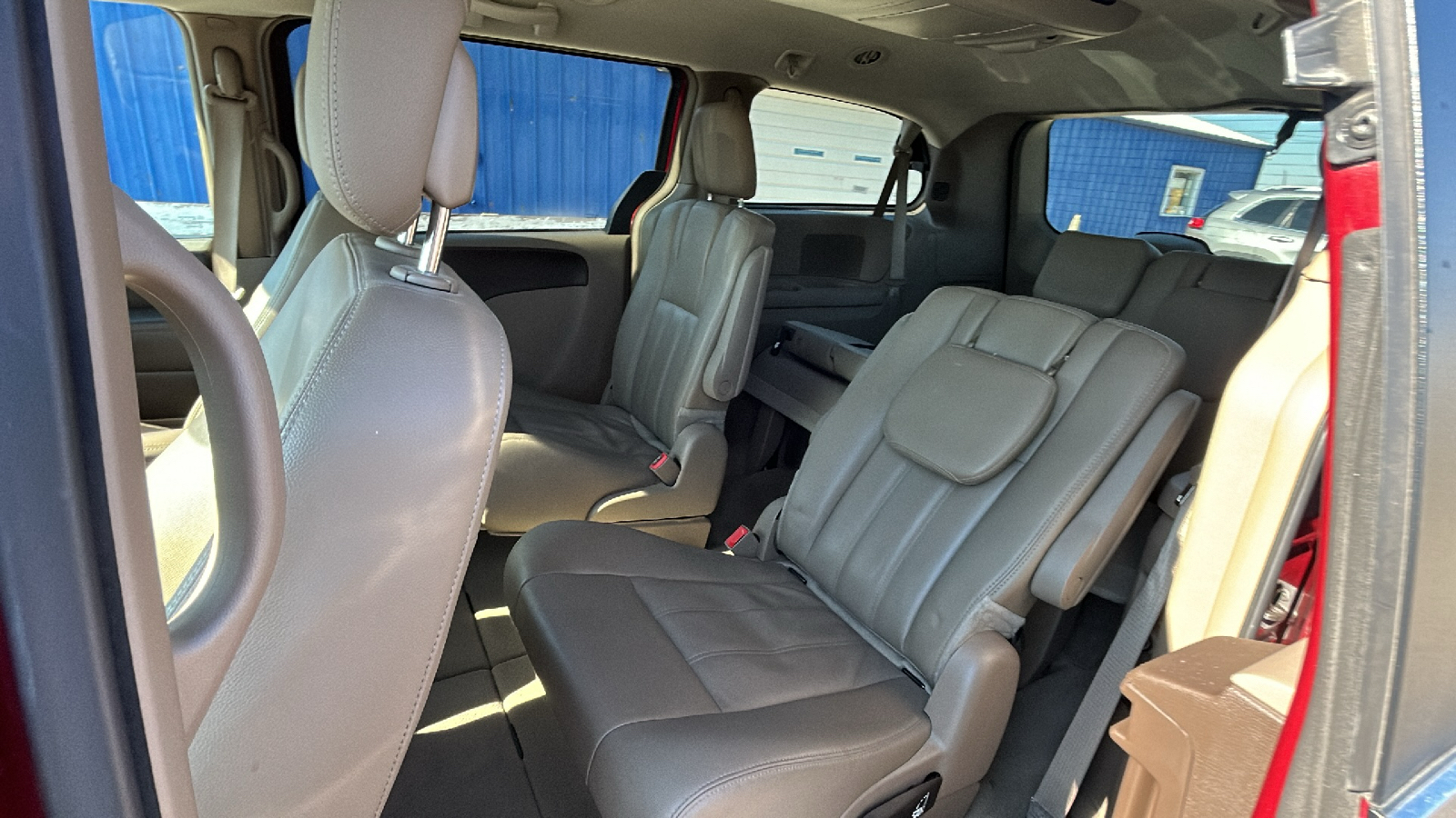 2016 Chrysler Town & Country TOURING 17